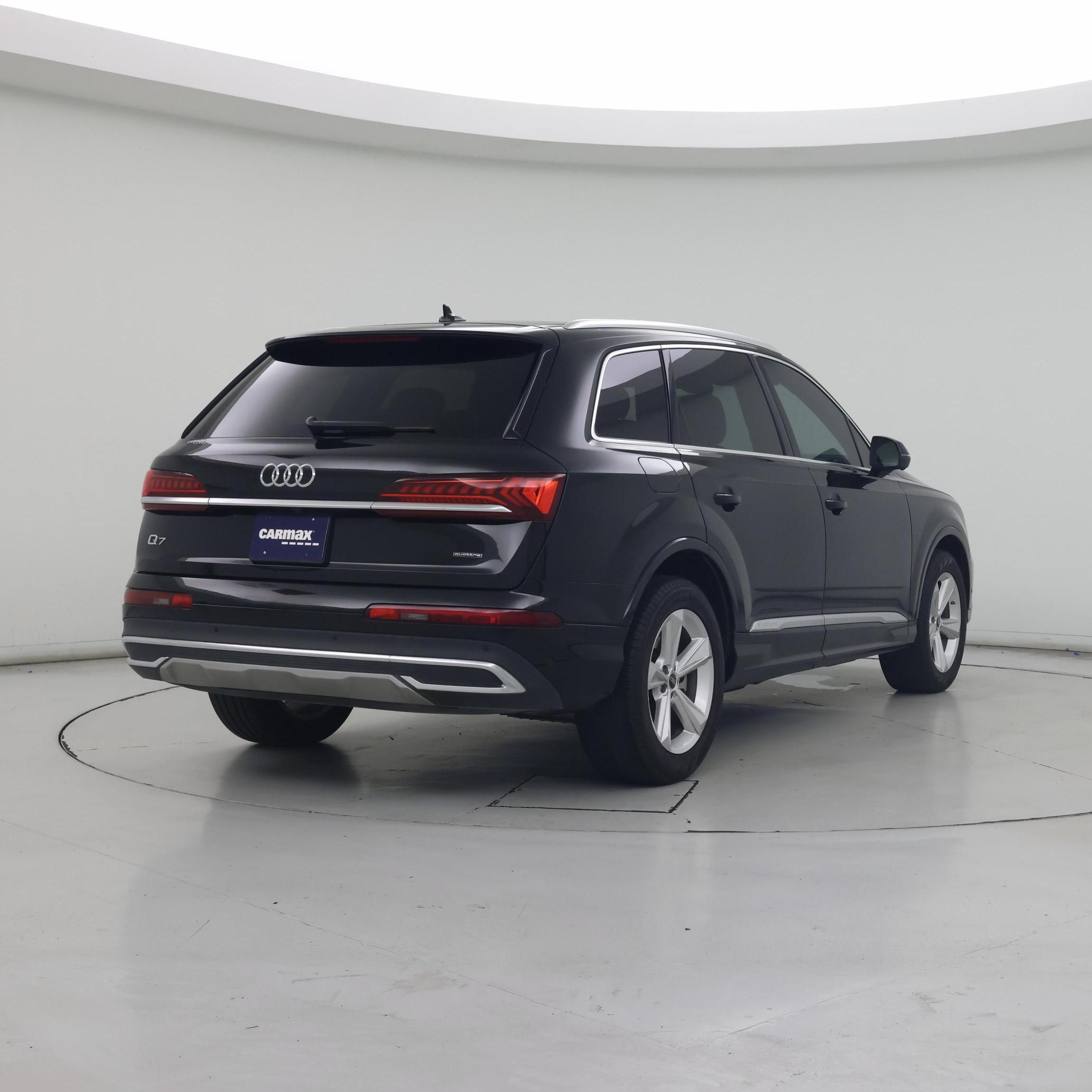 Thumbnail: 2023 Audi Q7 - 8