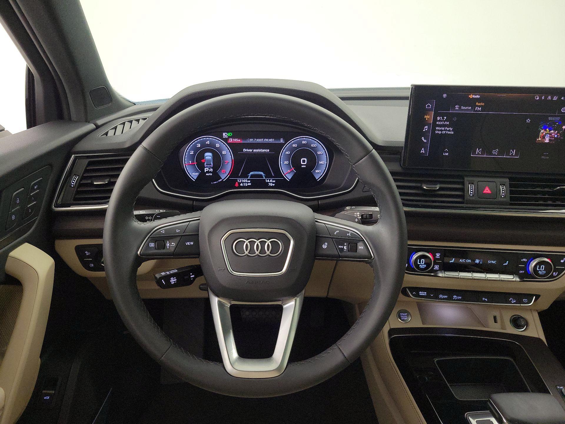 Thumbnail: 2023 Audi Q5 - 10