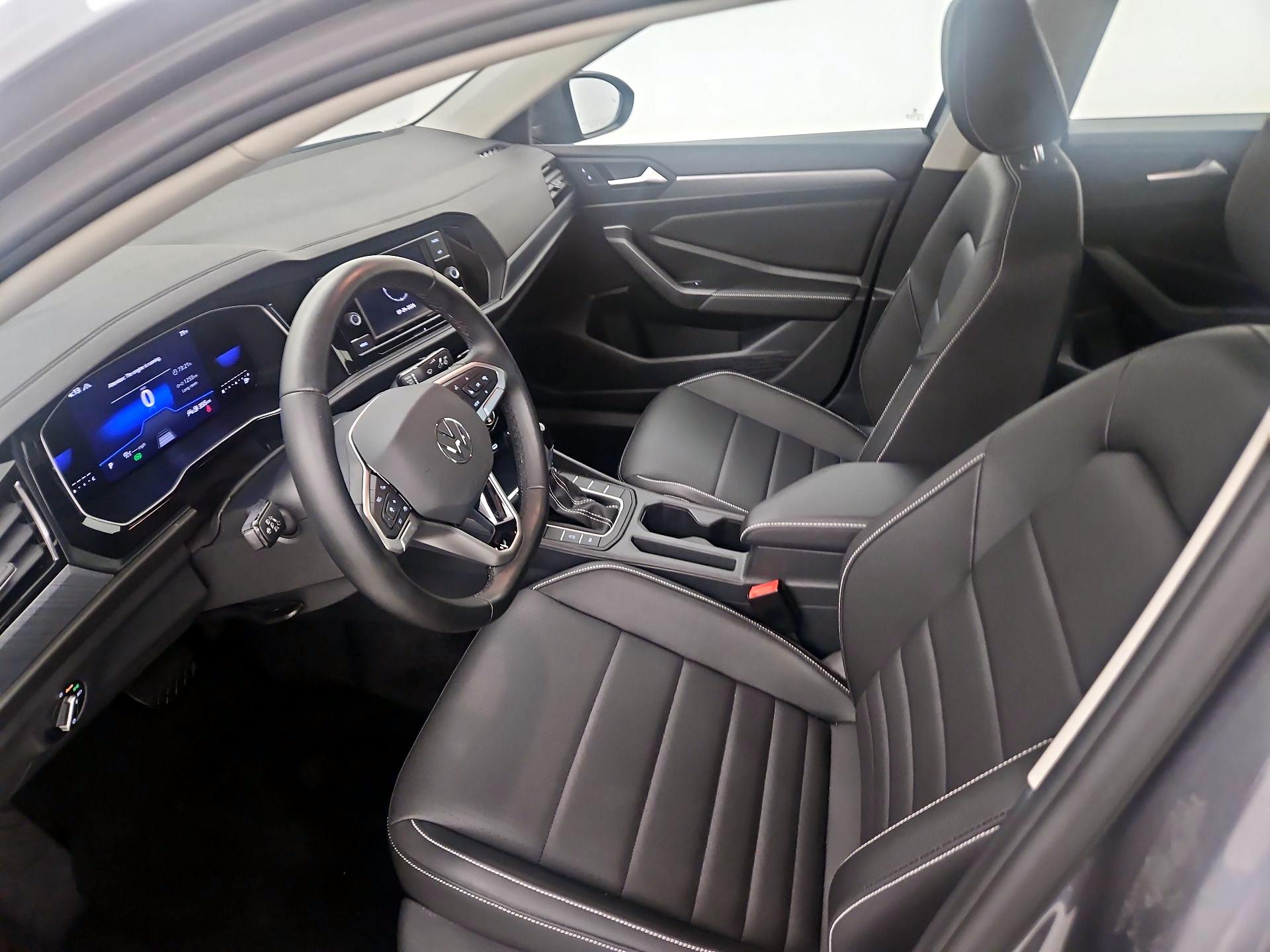 Thumbnail: 2024 Volkswagen Jetta - 11