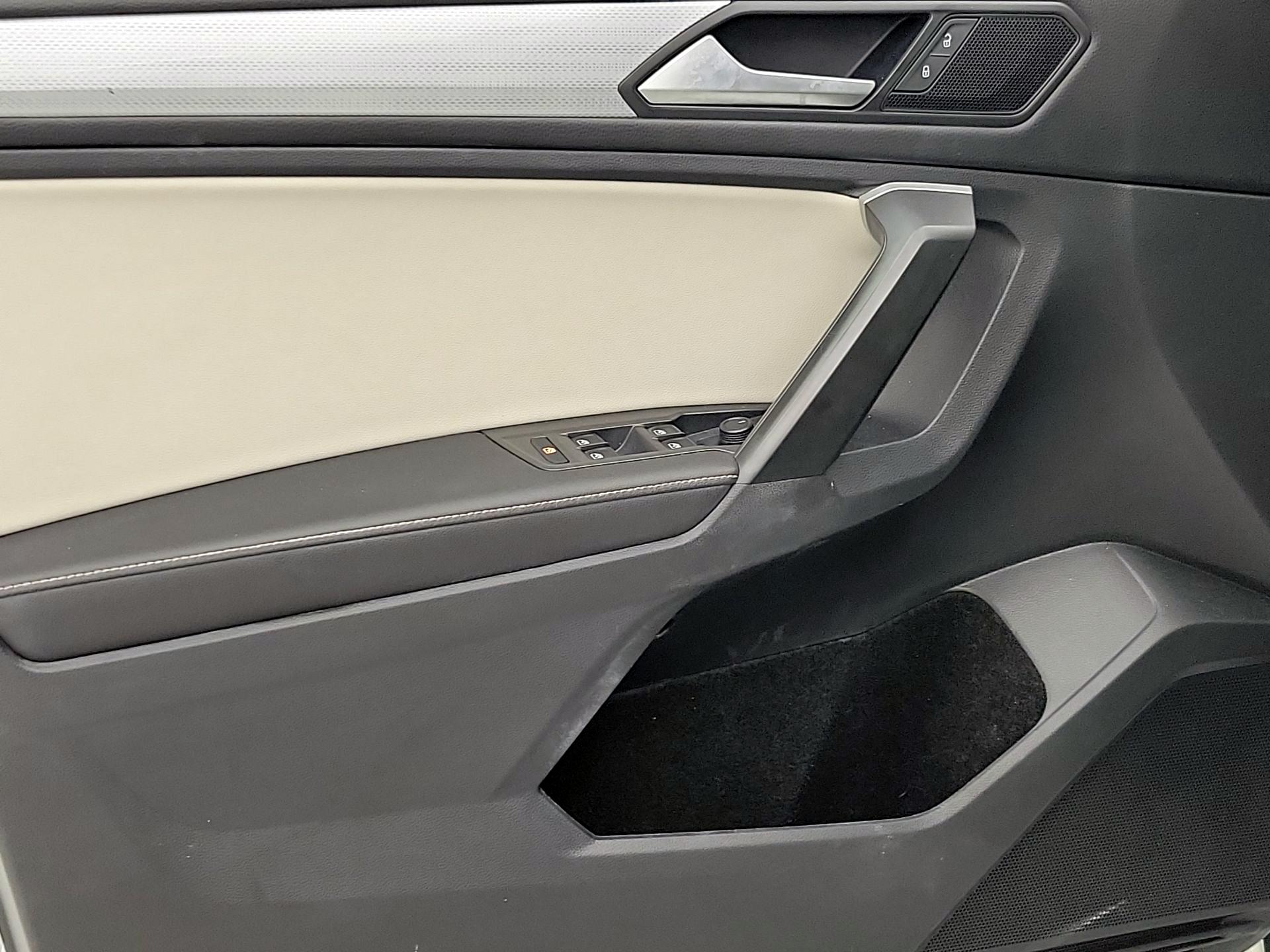 Thumbnail: 2024 Volkswagen Tiguan - 12