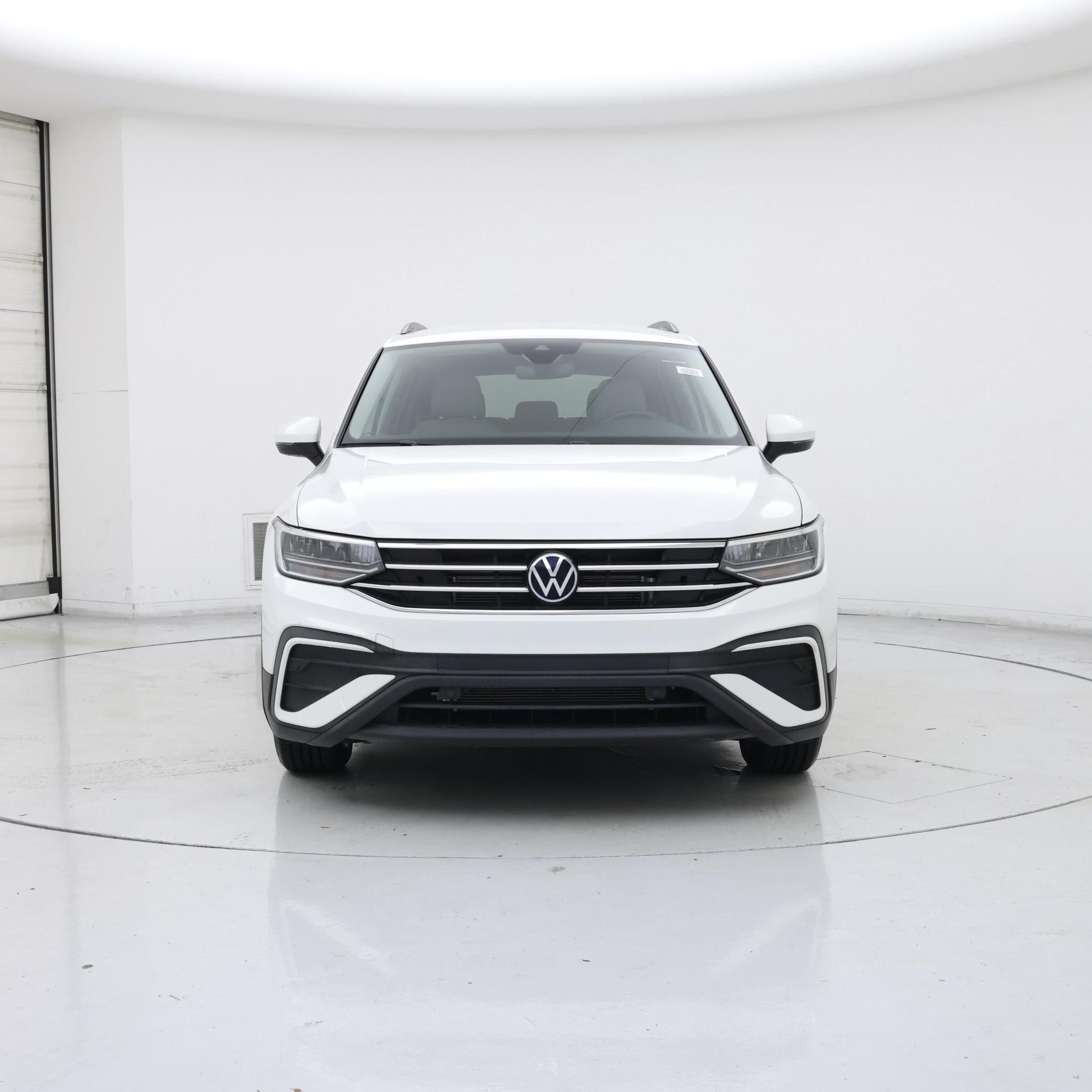 Thumbnail: 2024 Volkswagen Tiguan - 5