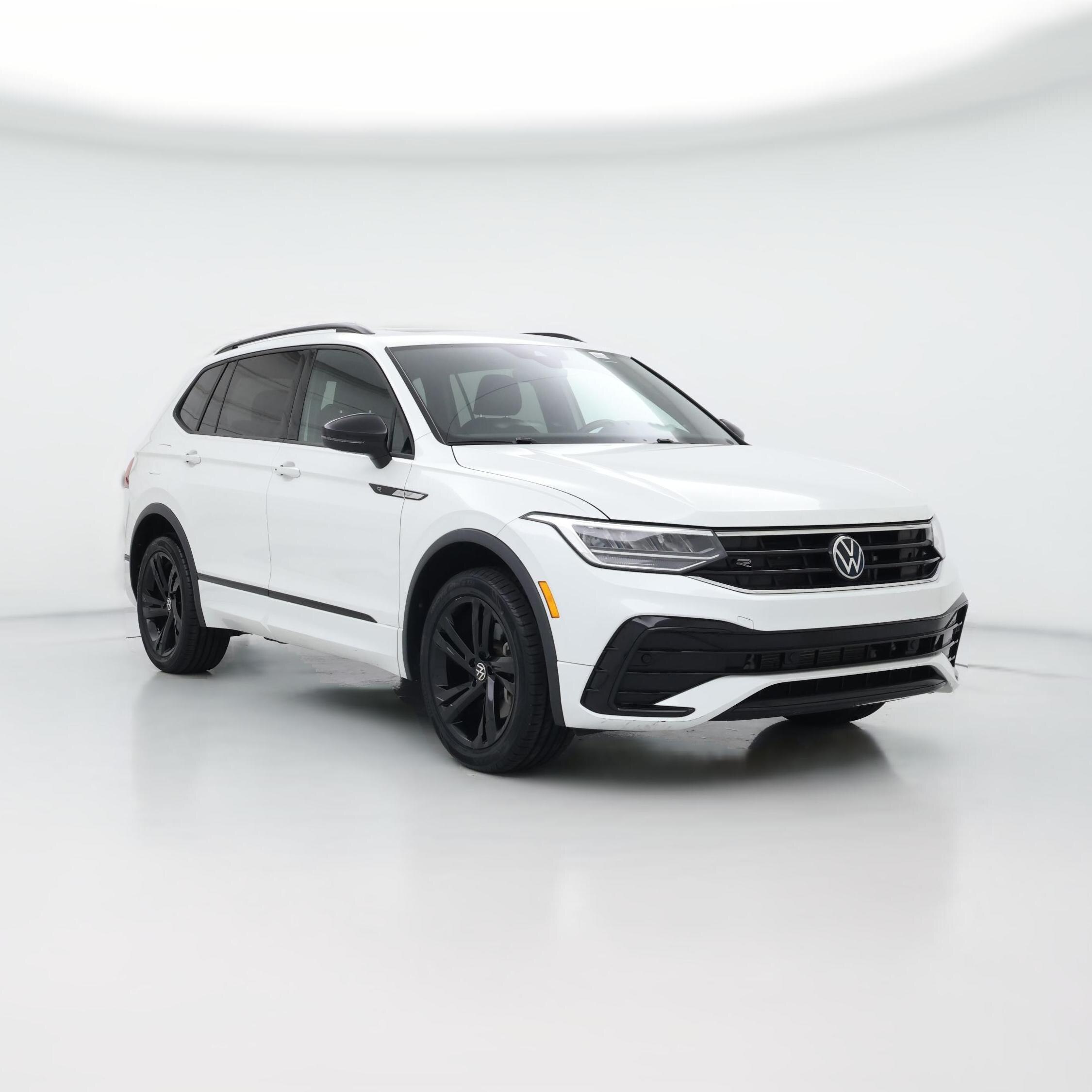 Thumbnail: 2023 Volkswagen Tiguan - 1