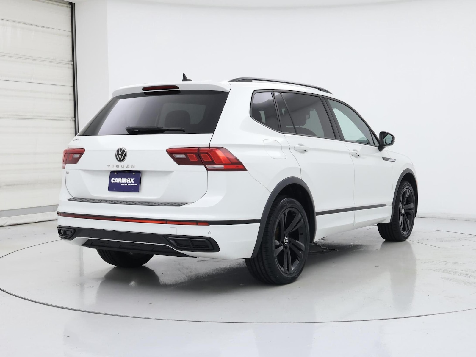 2023 Volkswagen Tiguan SE R-LINE BLACK - Photo 9