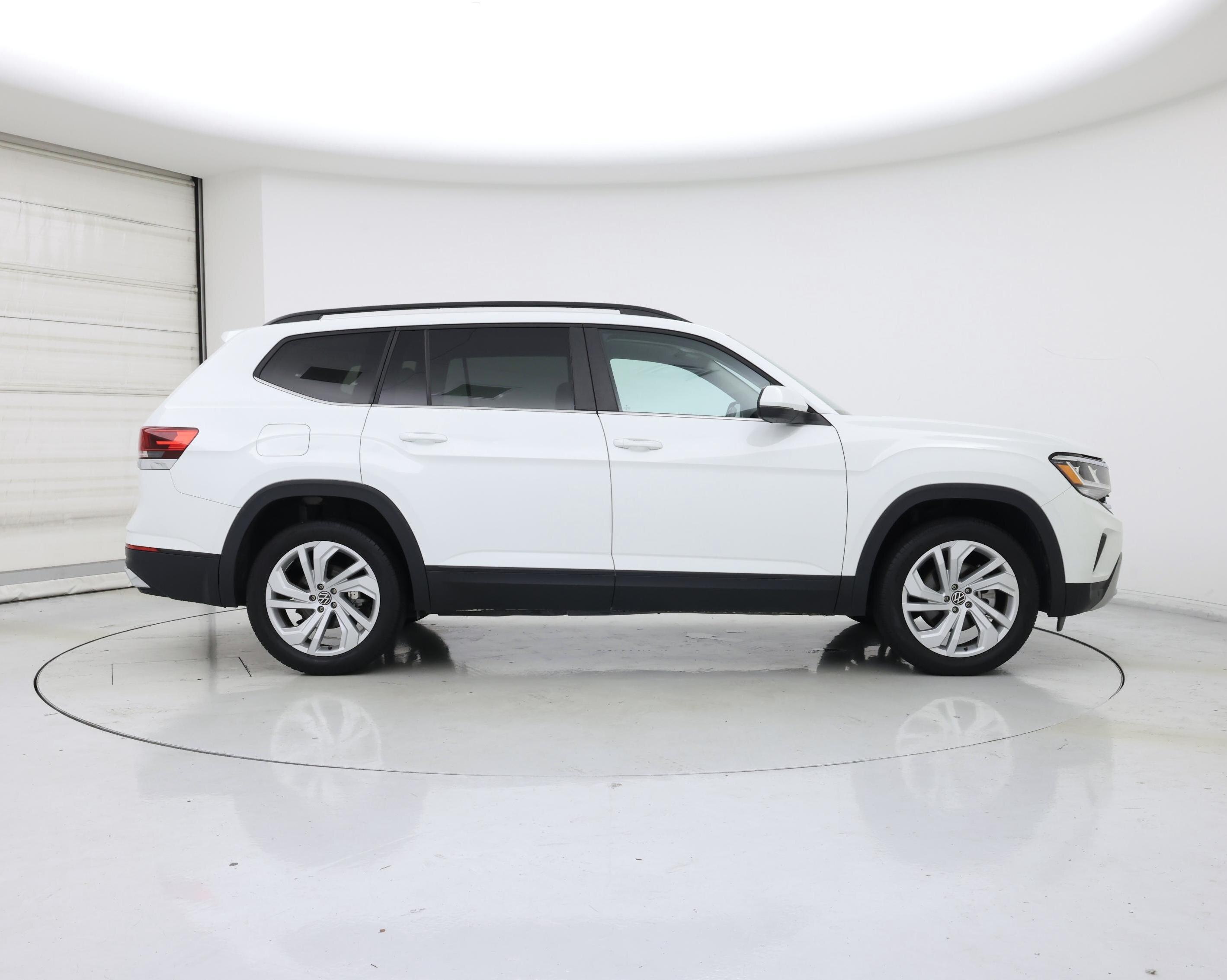 Thumbnail: 2023 Volkswagen Atlas - 7