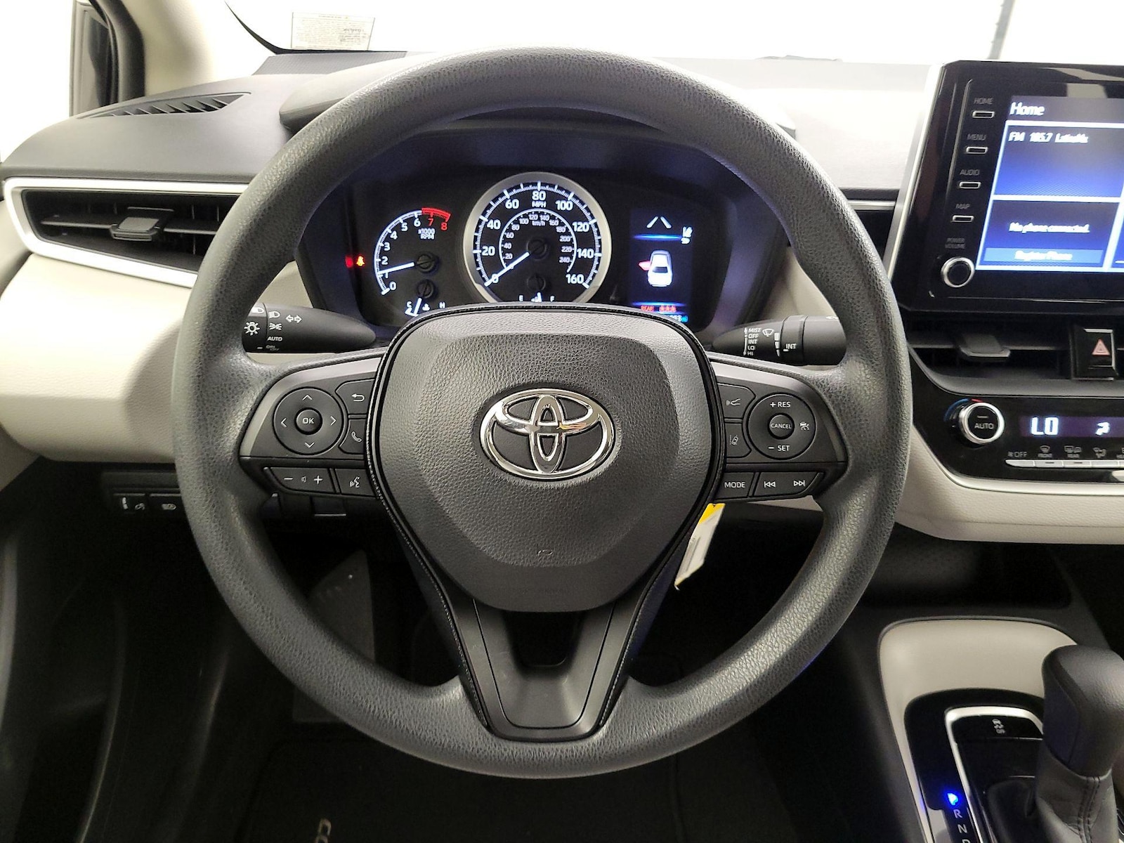 2020 Toyota Corolla LE - Photo 11