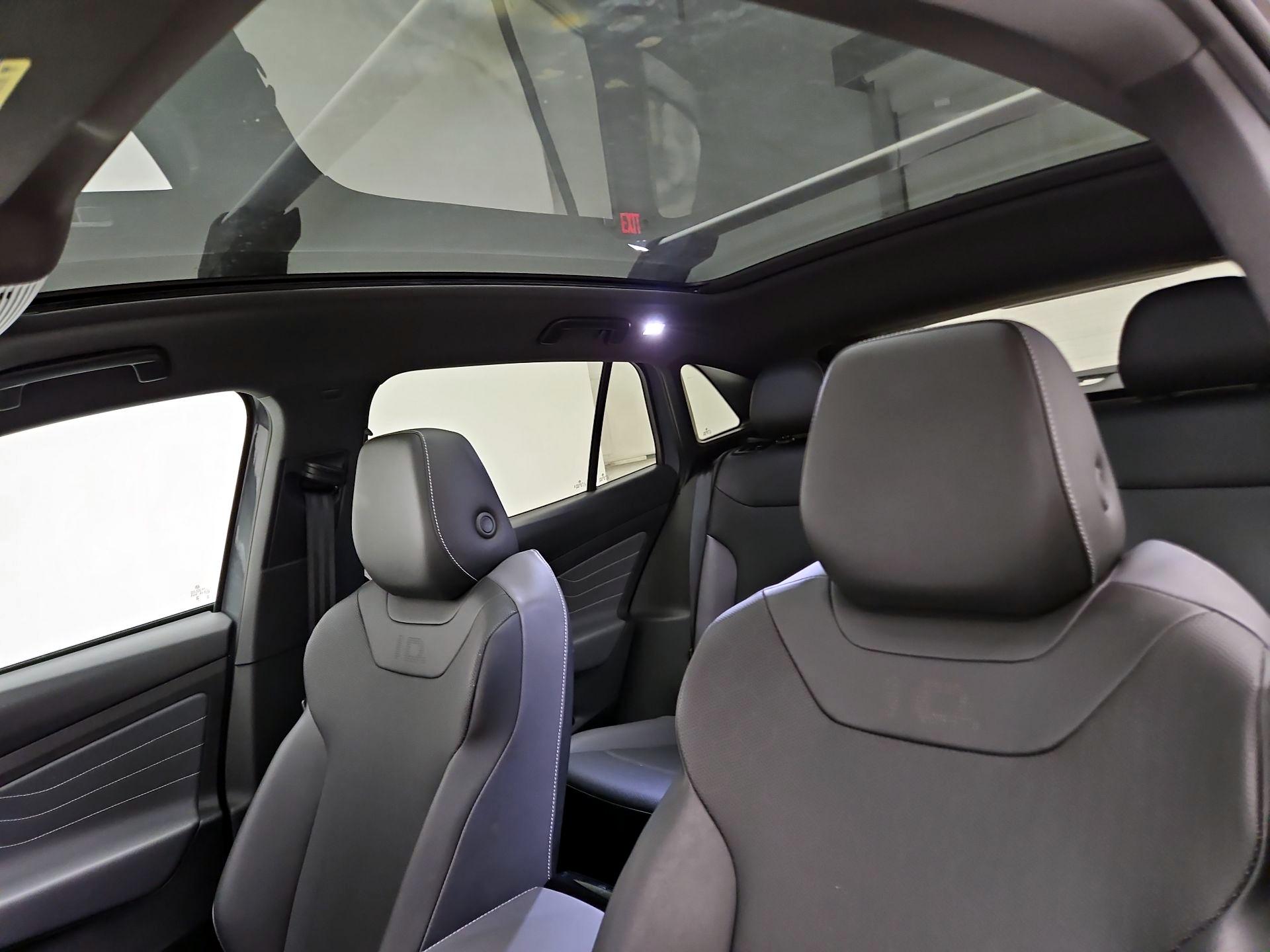 Thumbnail: 2023 Volkswagen ID.4 - 19