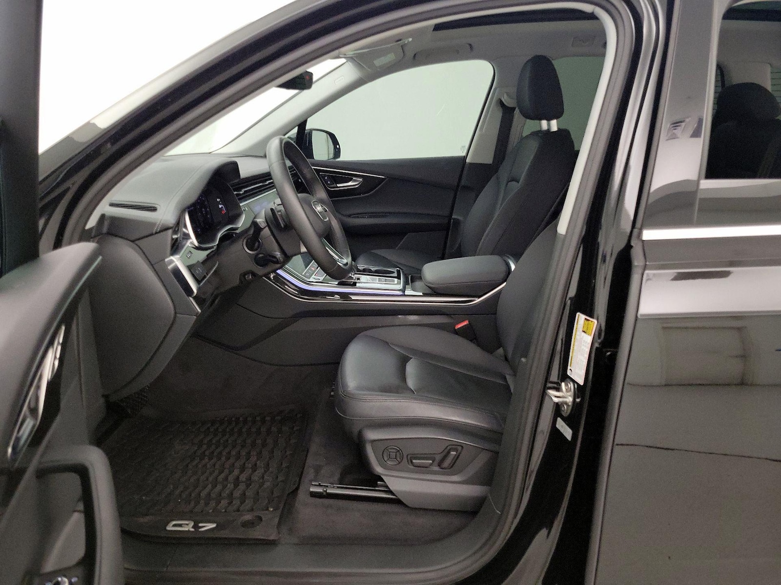 2023 Audi Q7 Premium - Photo 12