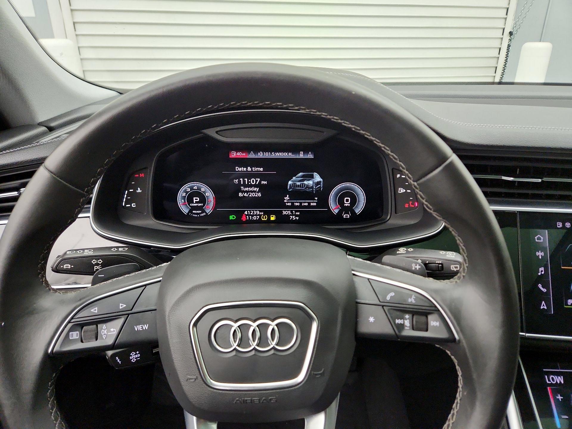 Thumbnail: 2023 Audi Q8 - 10