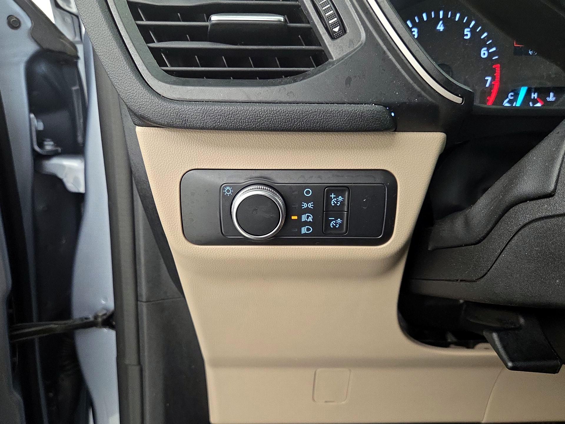 Thumbnail: 2022 Ford Escape - 13