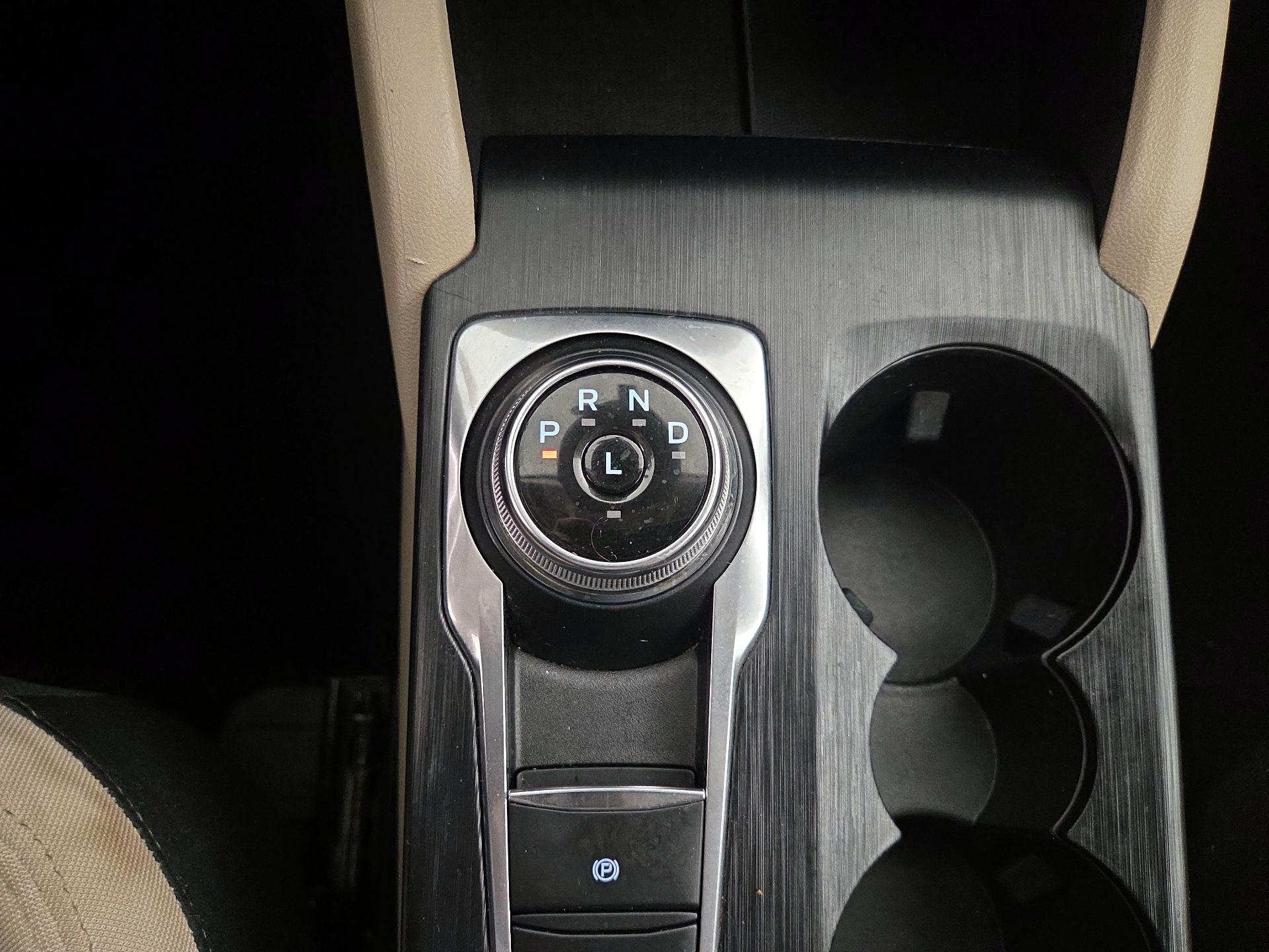 Thumbnail: 2022 Ford Escape - 17