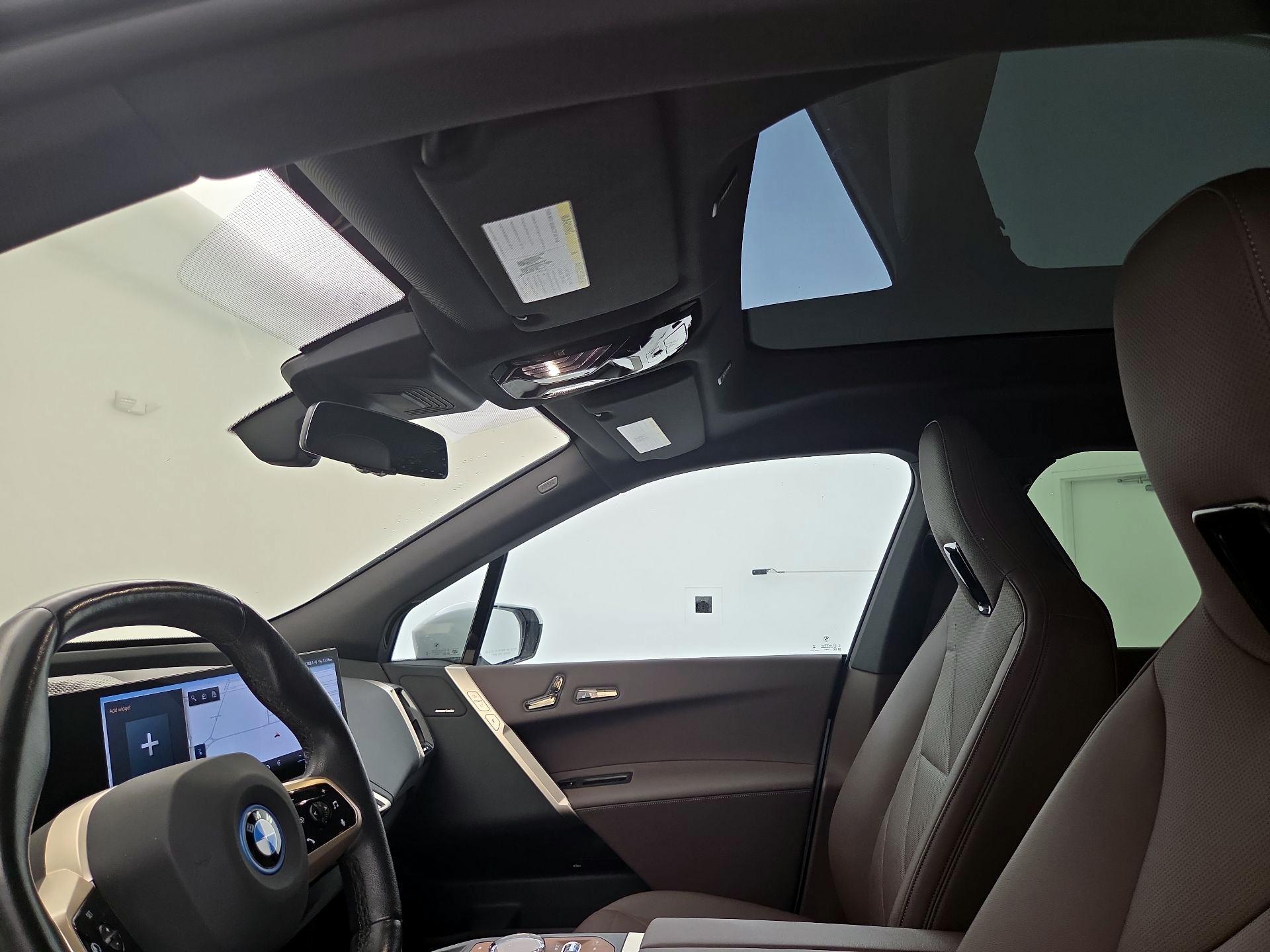 Thumbnail: 2024 BMW iX - 20