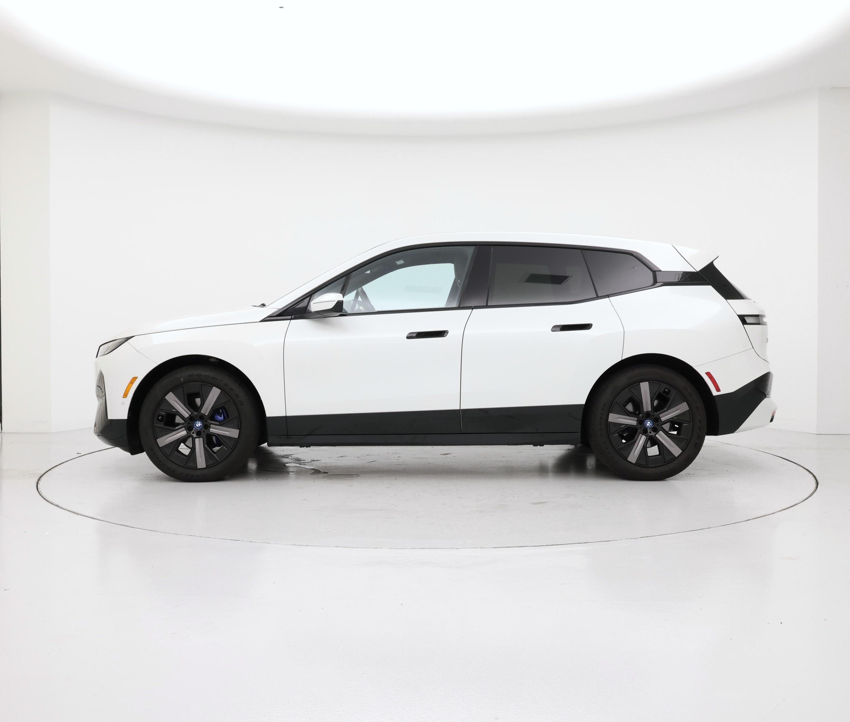 Thumbnail: 2024 BMW iX - 3