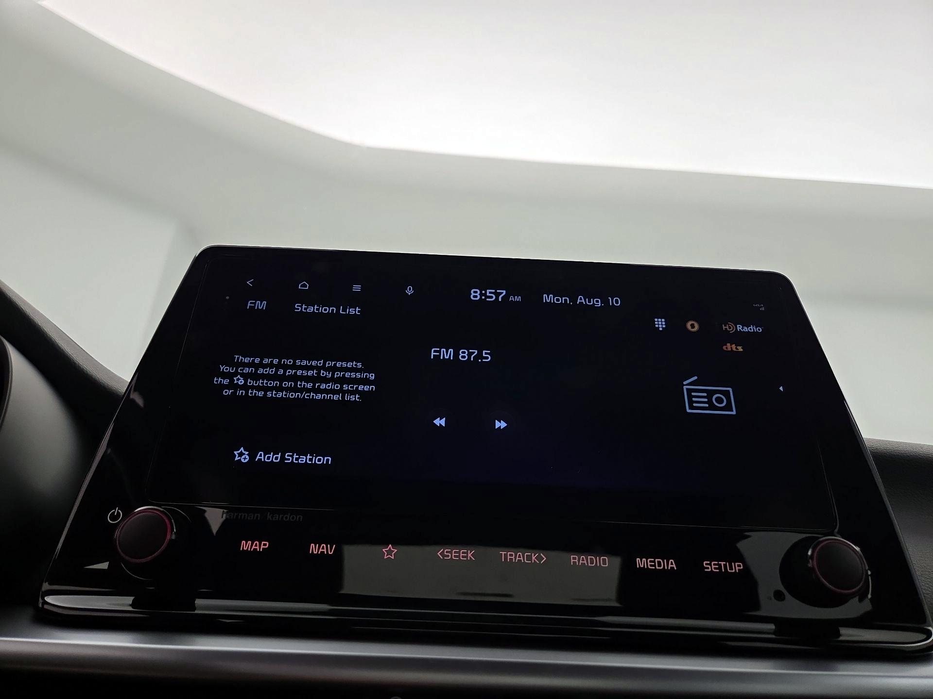 Thumbnail: 2023 Kia Forte - 16