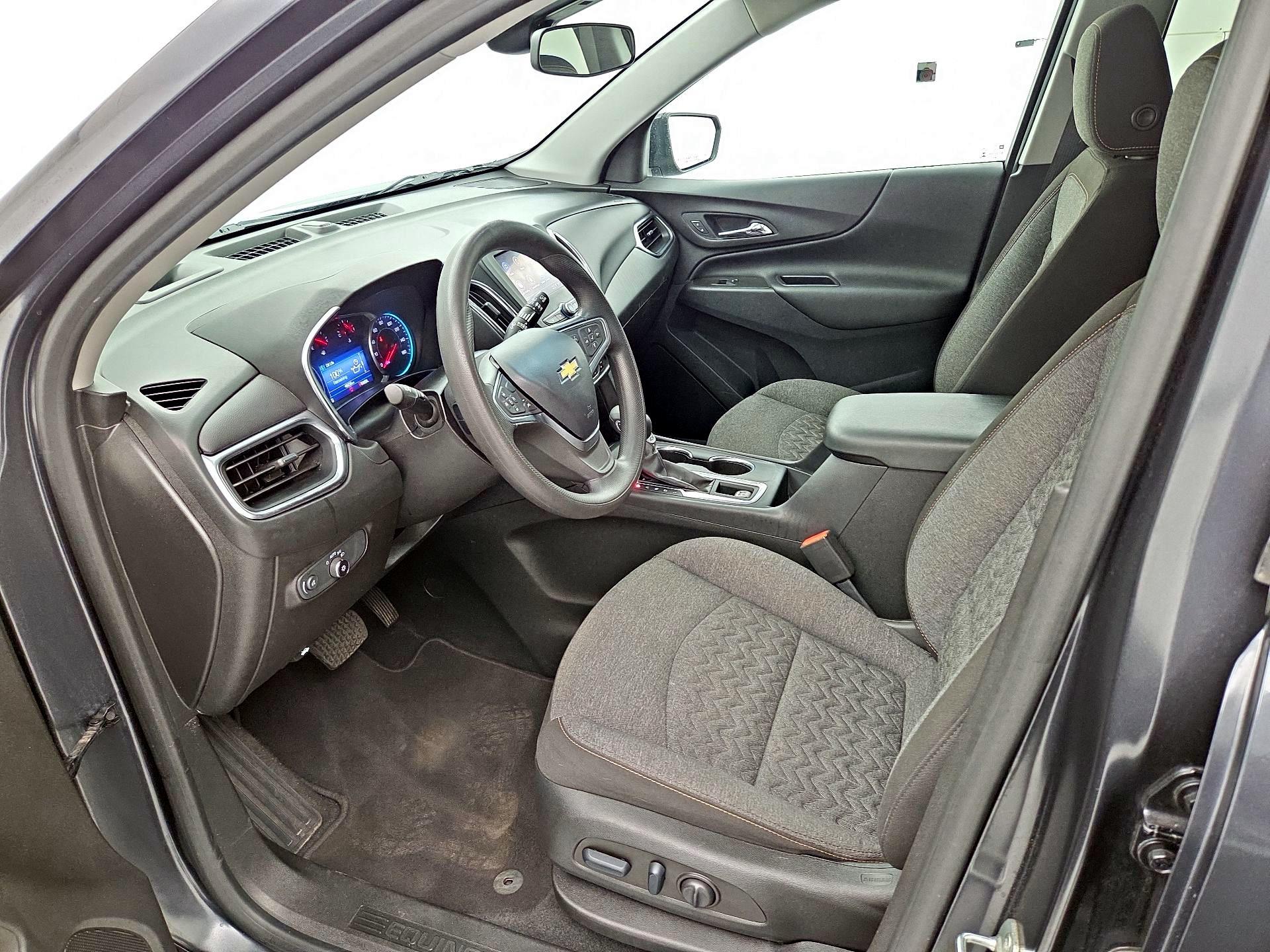 Thumbnail: 2022 Chevrolet Equinox - 11