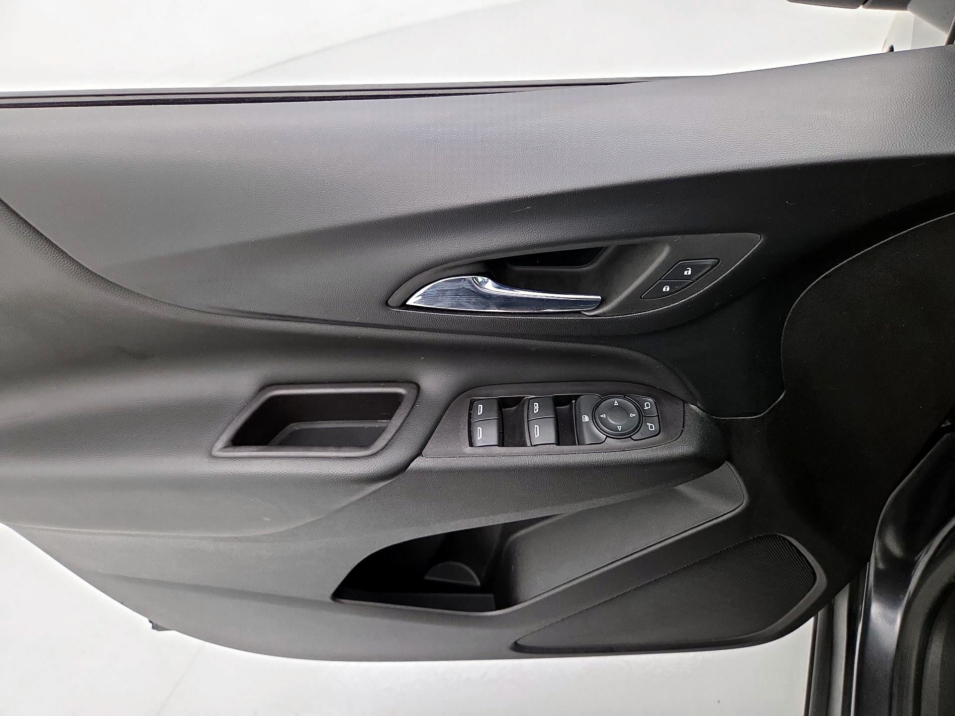 Thumbnail: 2022 Chevrolet Equinox - 12