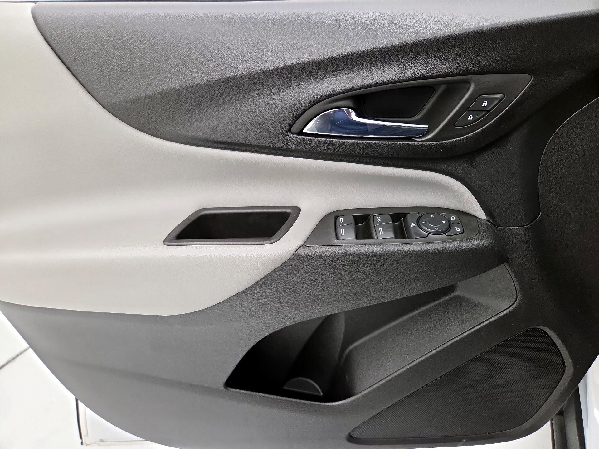 Thumbnail: 2022 Chevrolet Equinox - 12