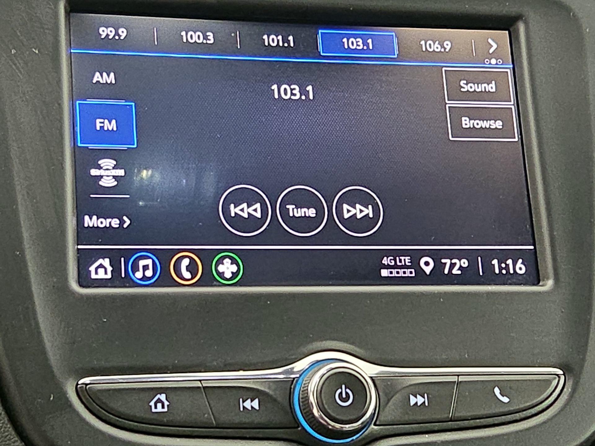 Thumbnail: 2022 Chevrolet Equinox - 16