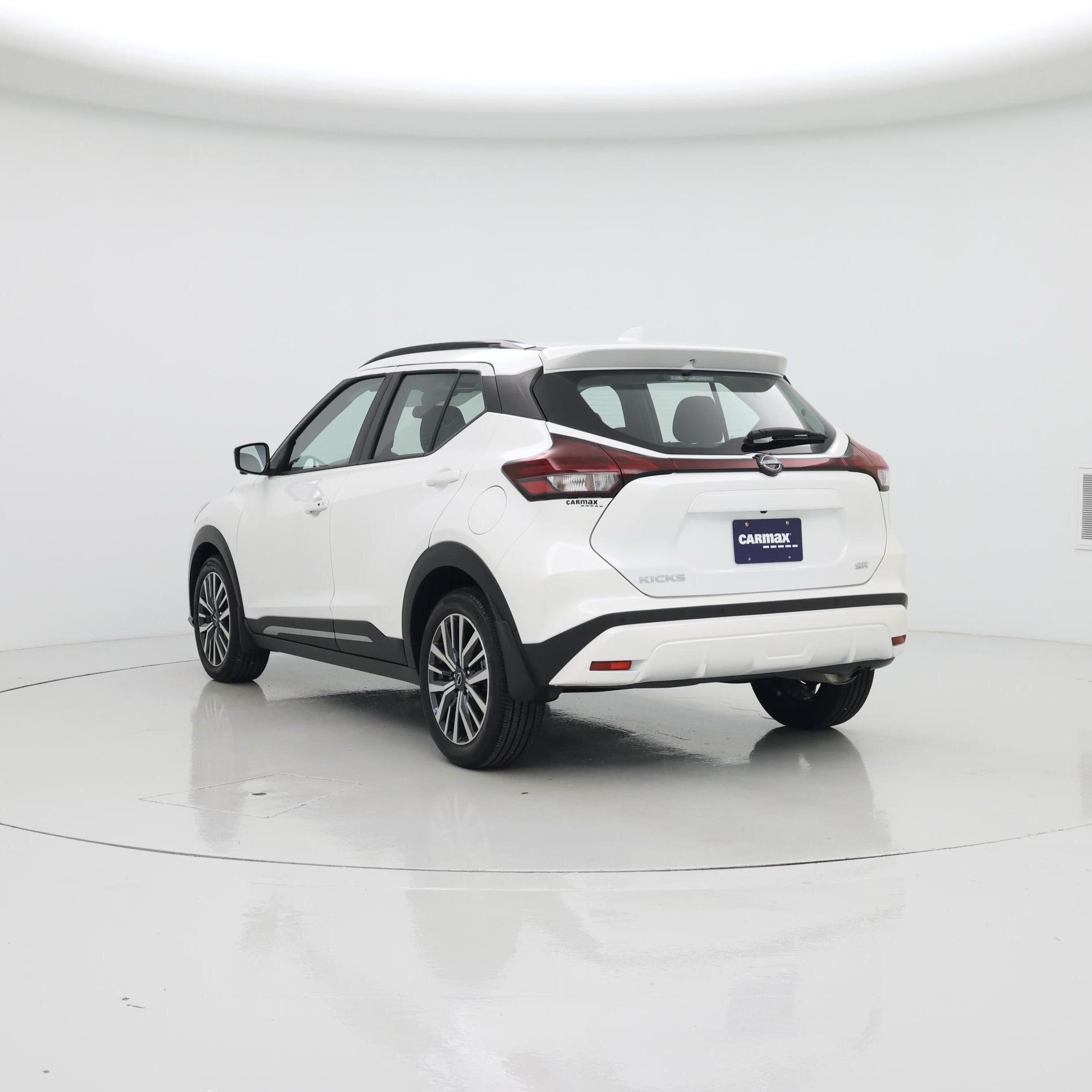 Thumbnail: 2024 Nissan Kicks - 2