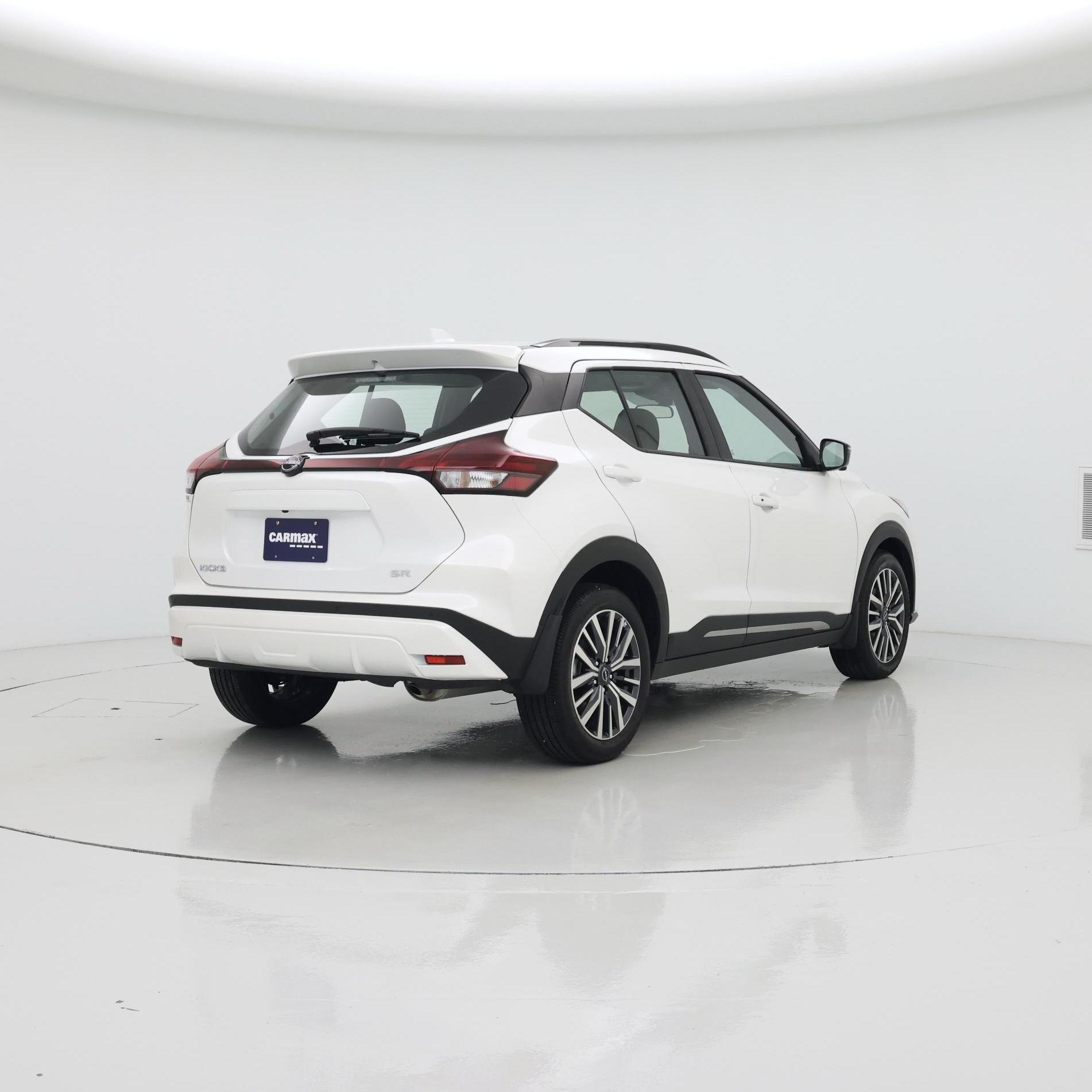 Thumbnail: 2024 Nissan Kicks - 8
