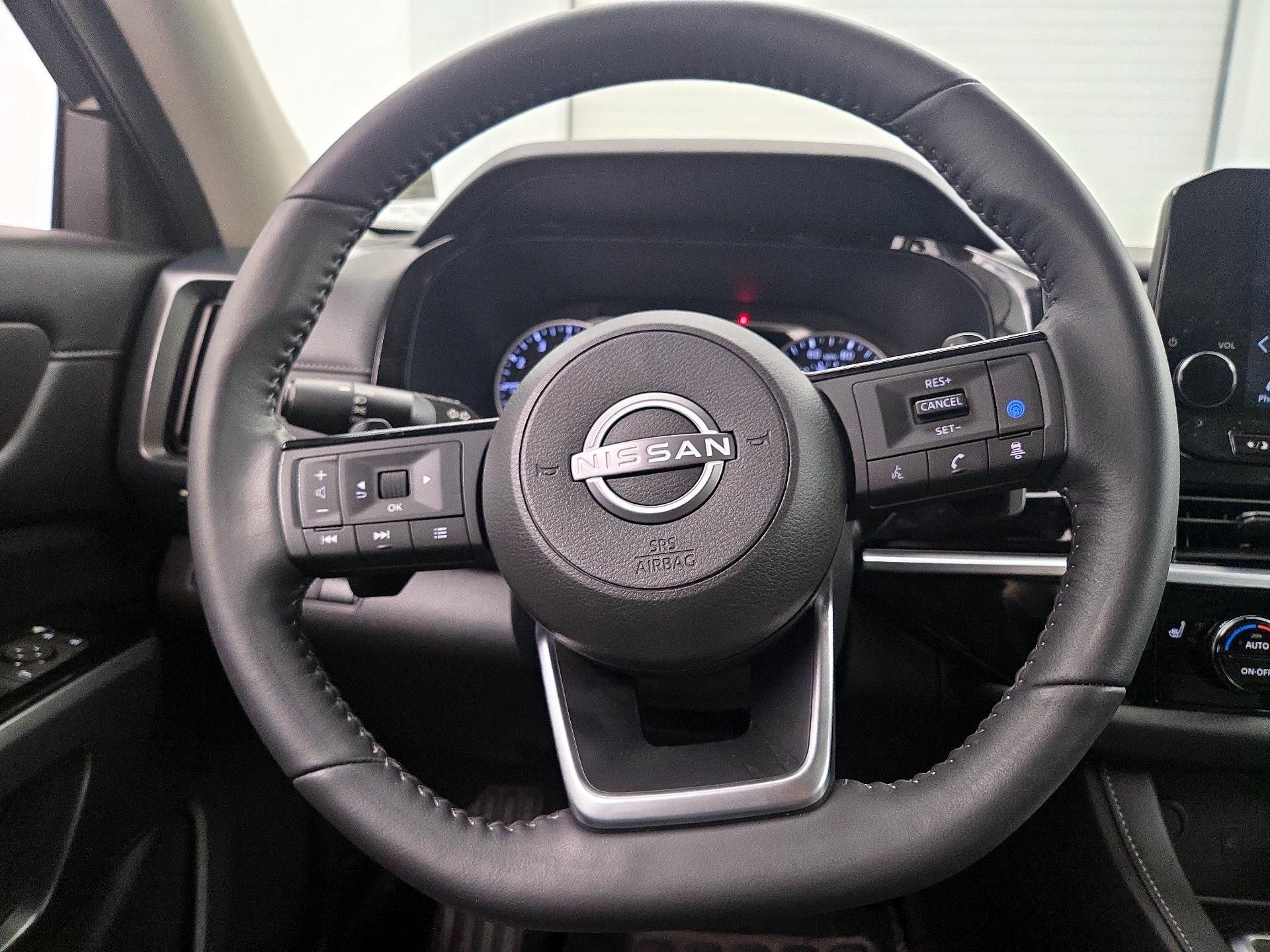 Thumbnail: 2024 Nissan Pathfinder - 10