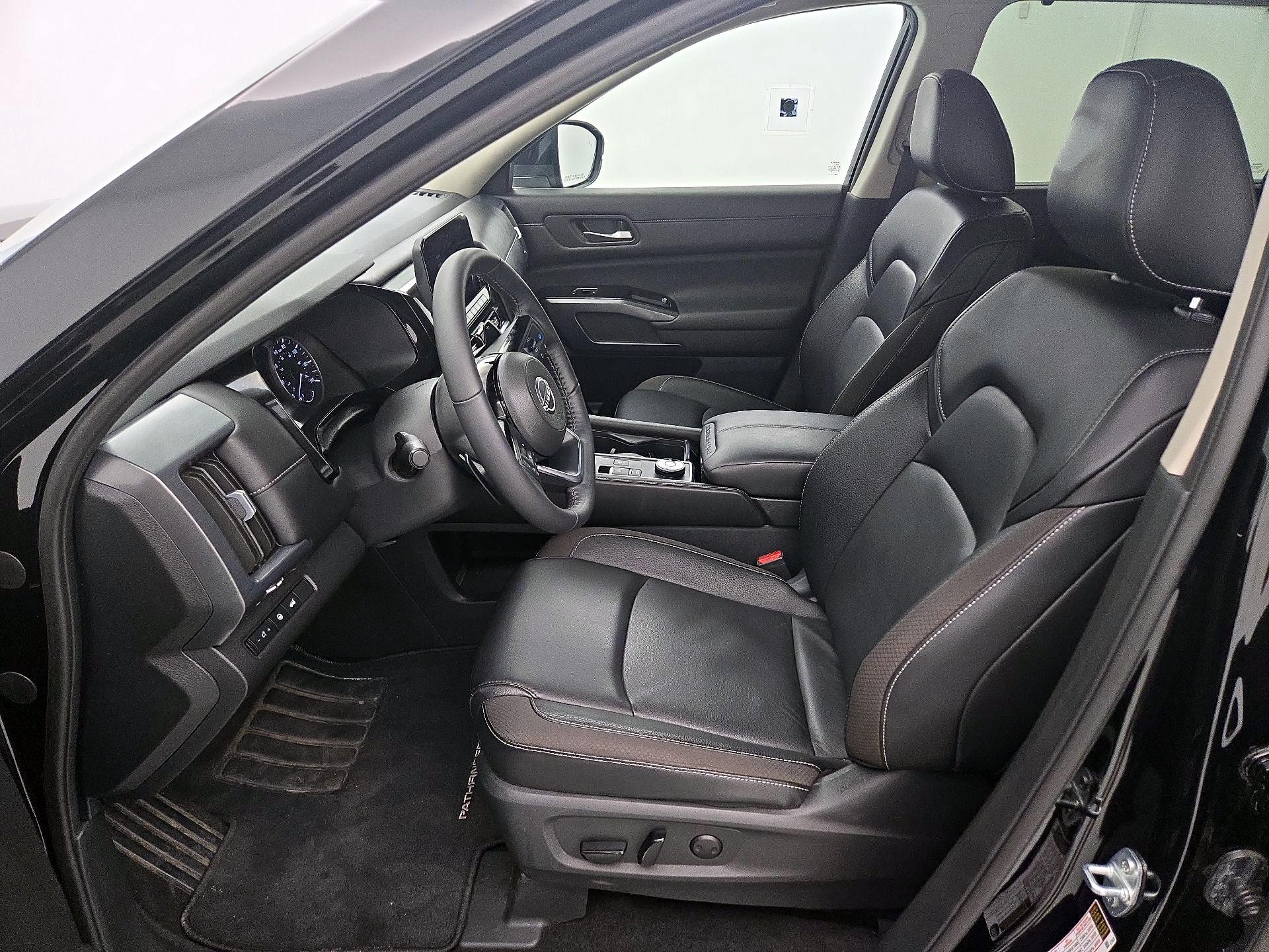 Thumbnail: 2024 Nissan Pathfinder - 11