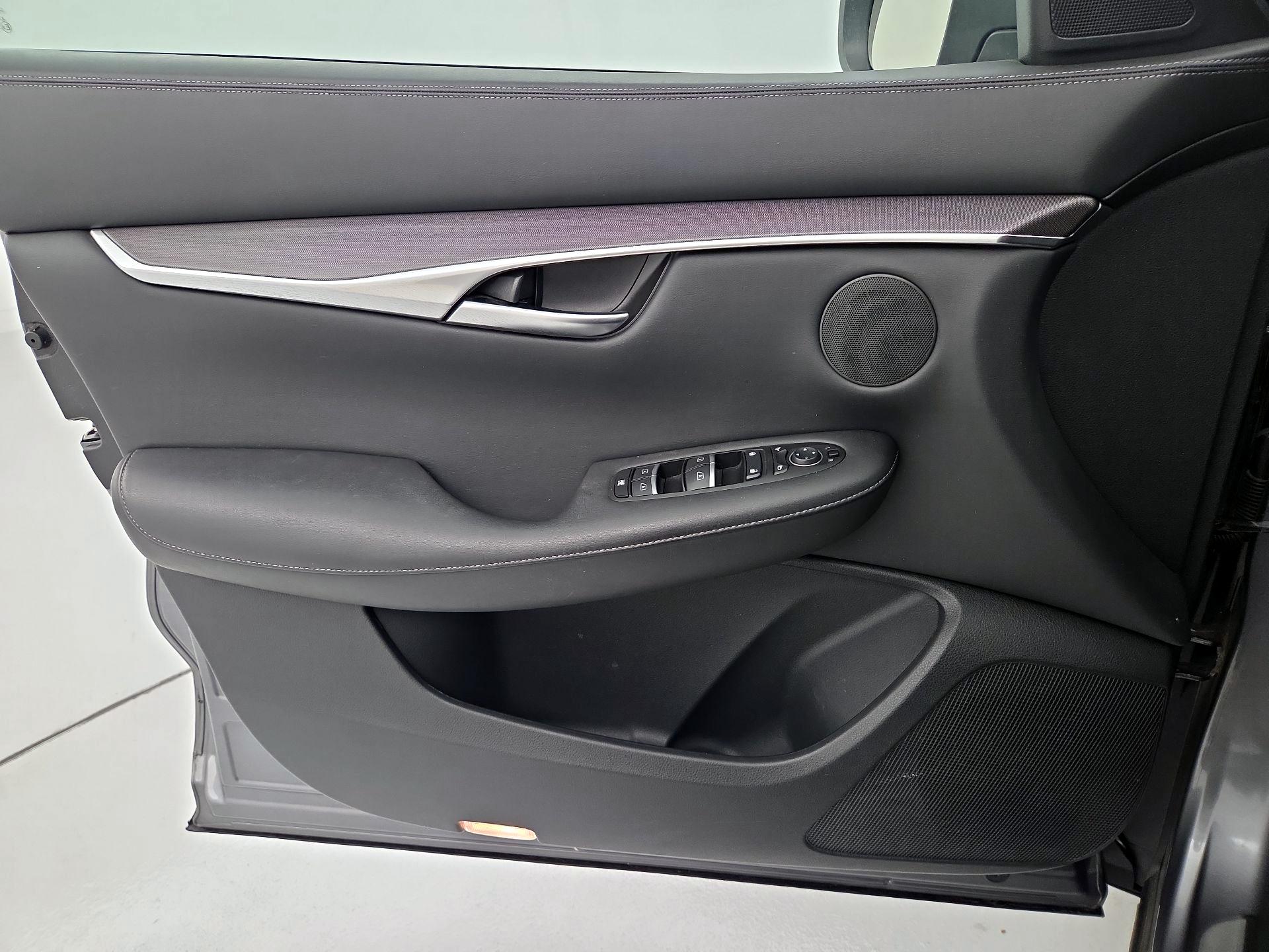 Thumbnail: 2022 INFINITI QX50 - 12