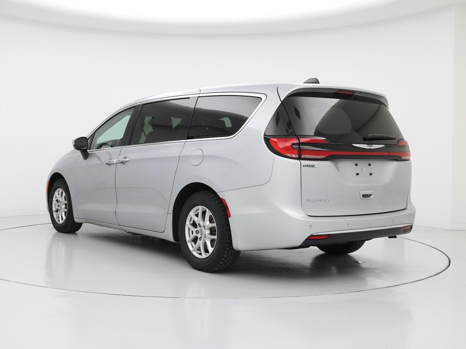 2023 Chrysler Pacifica Touring L - Photo 3