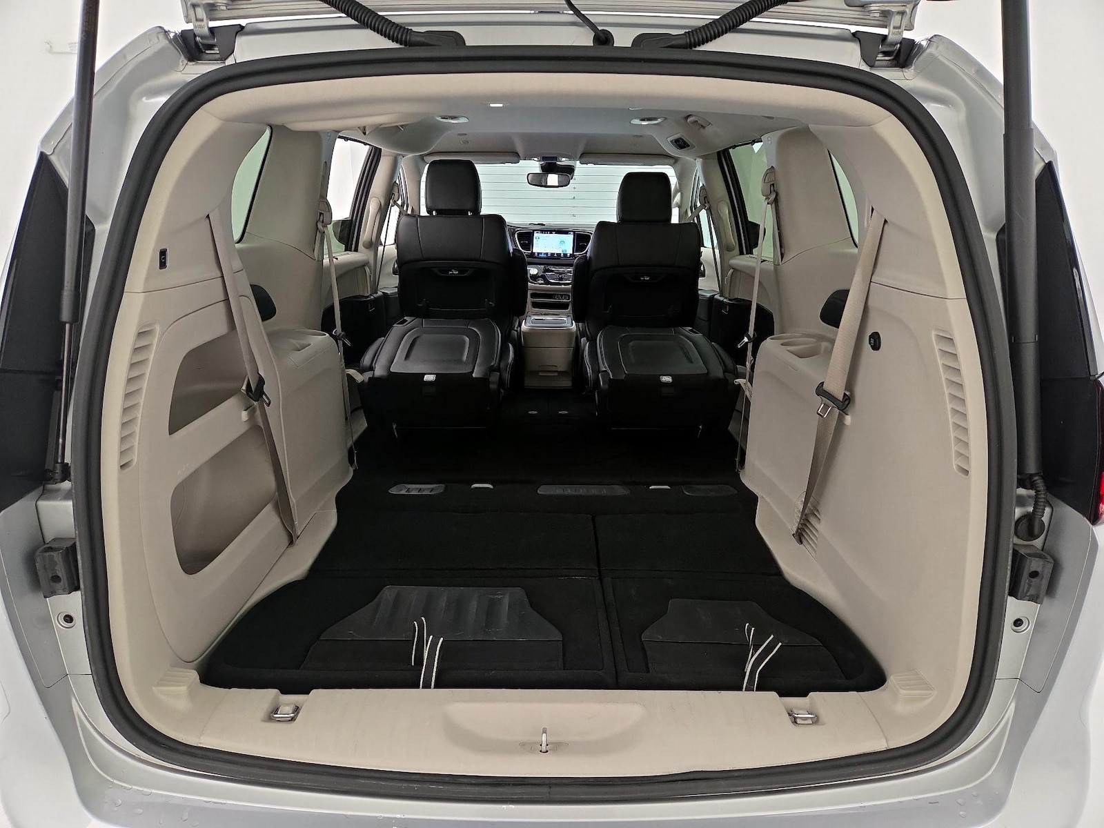 2023 Chrysler Pacifica Touring L - Photo 23