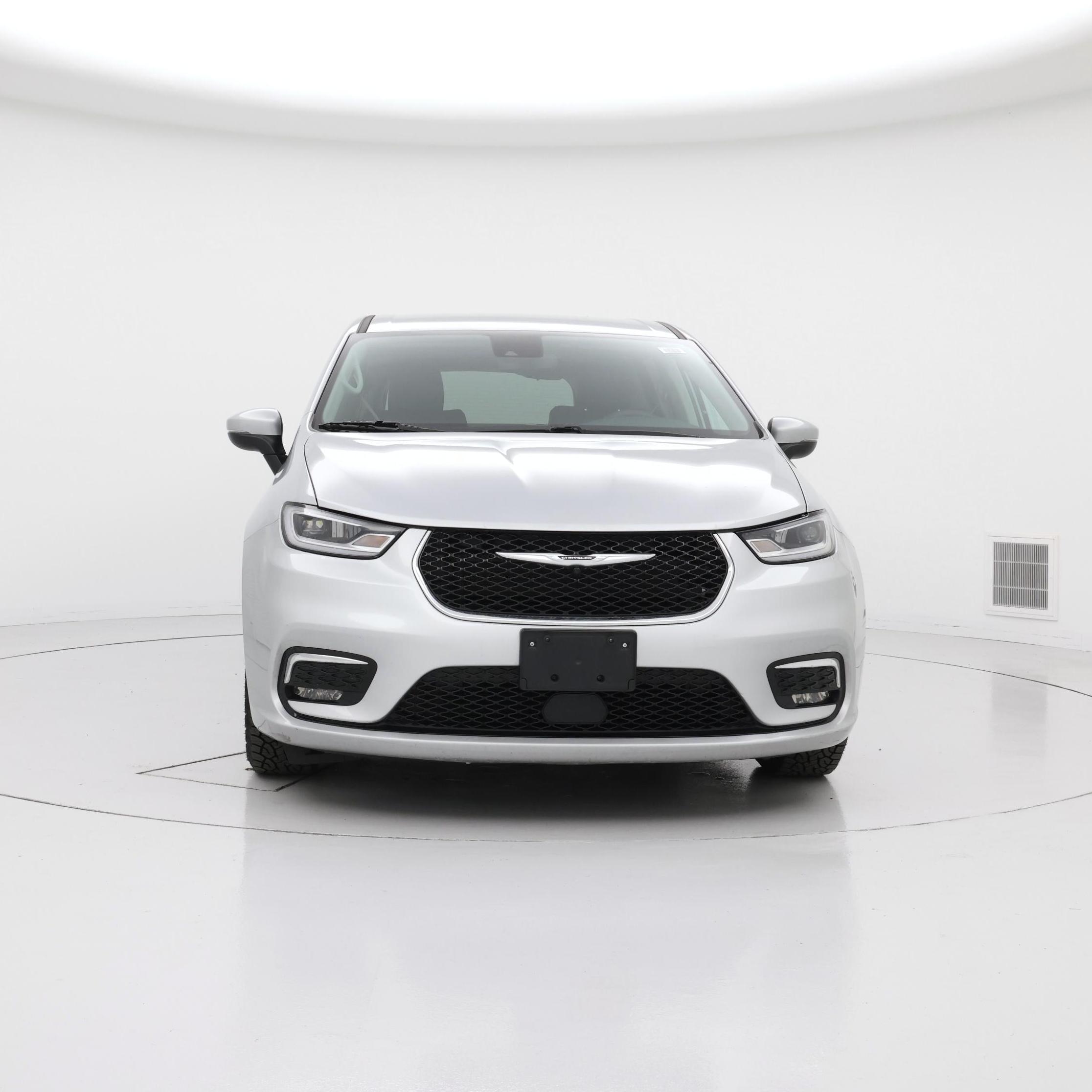 Thumbnail: 2023 Chrysler Pacifica - 5