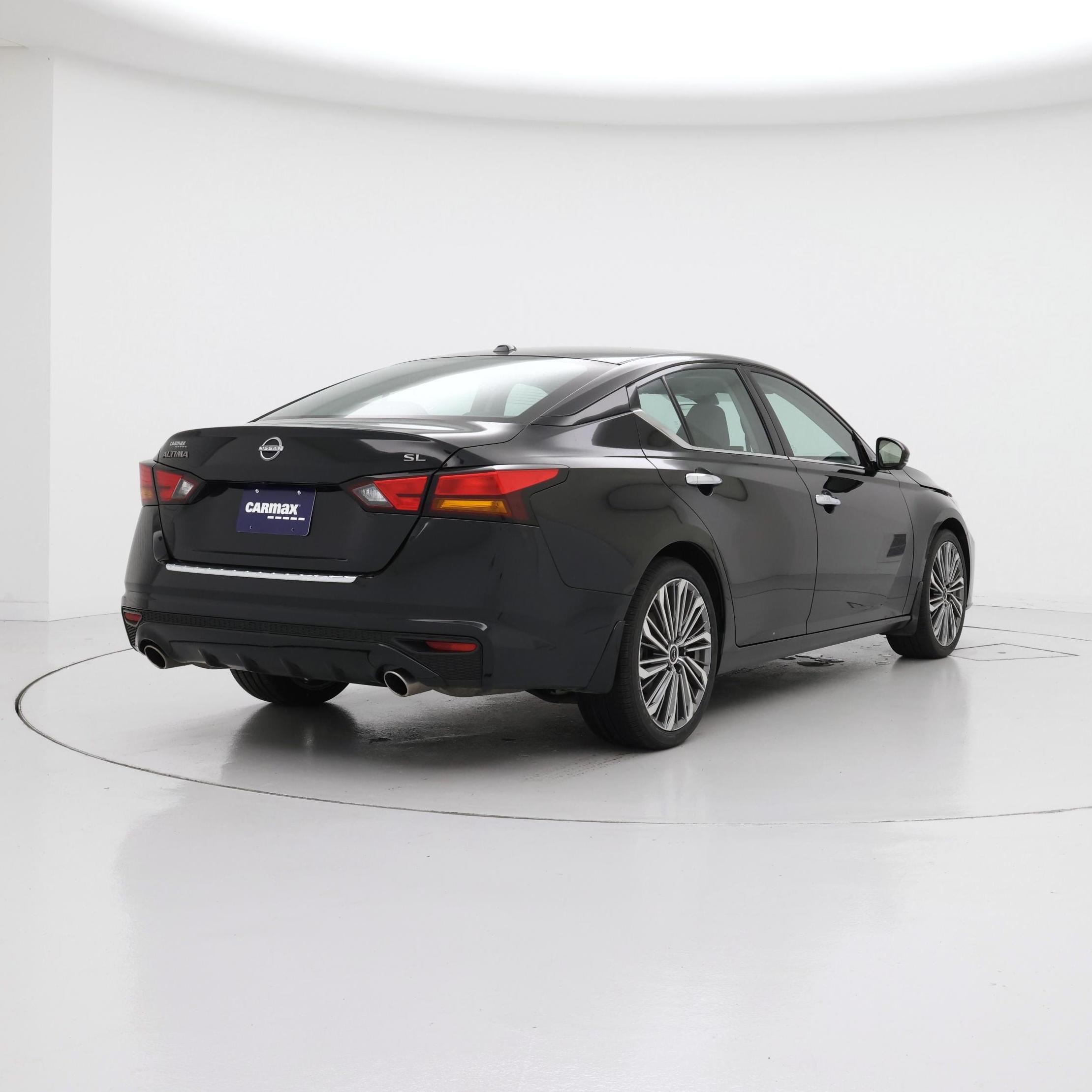Thumbnail: 2023 Nissan Altima - 8
