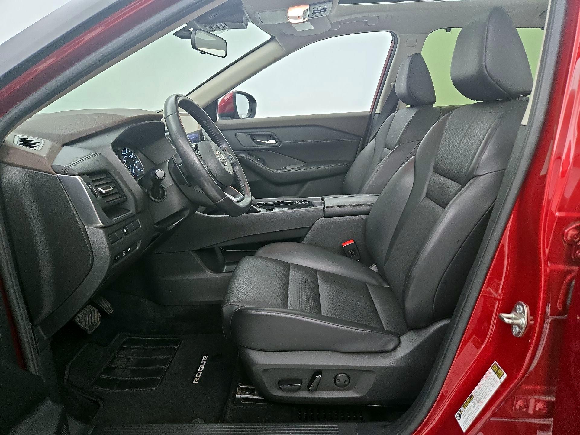 Thumbnail: 2023 Nissan Rogue - 11