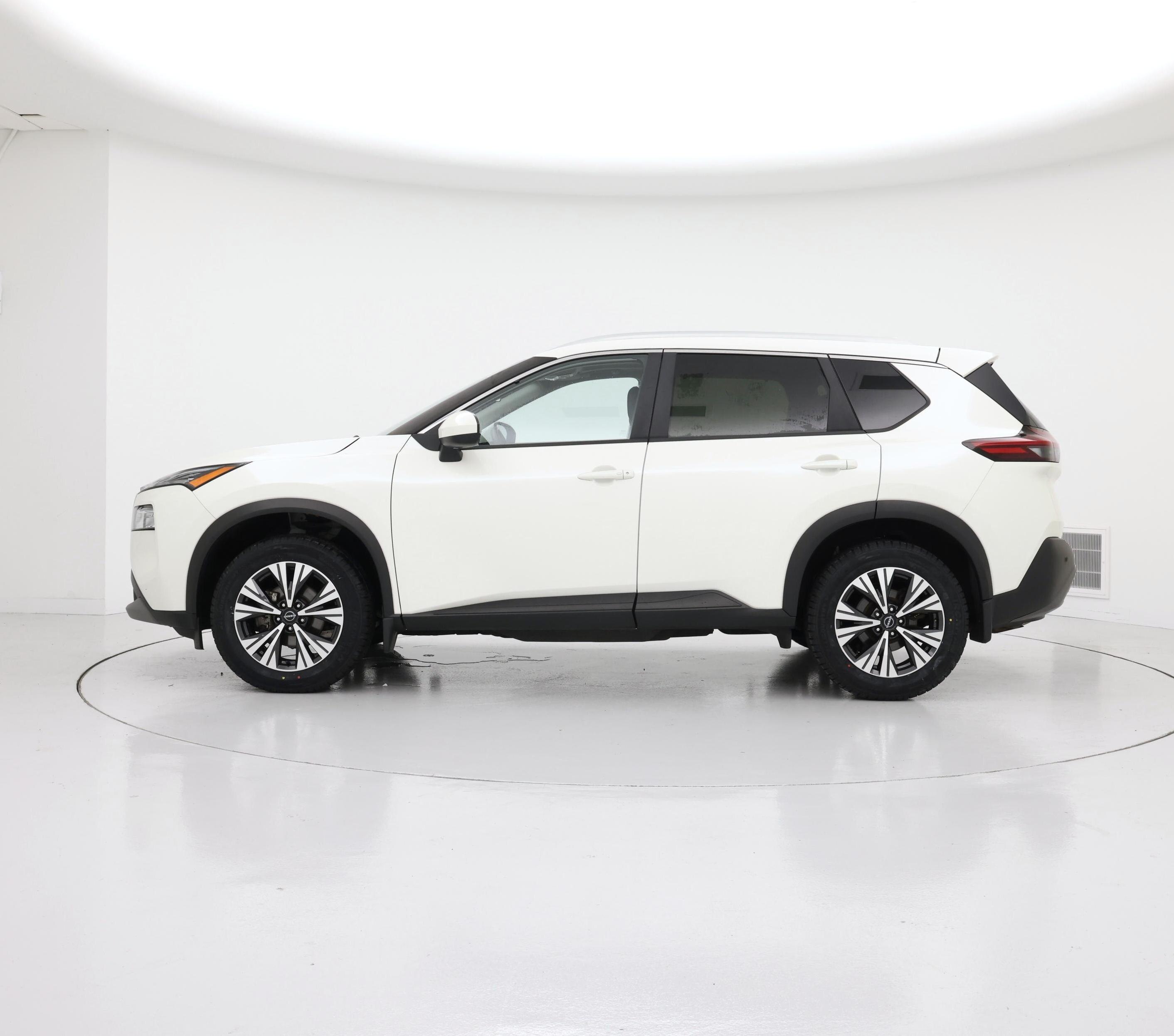 Thumbnail: 2023 Nissan Rogue - 3