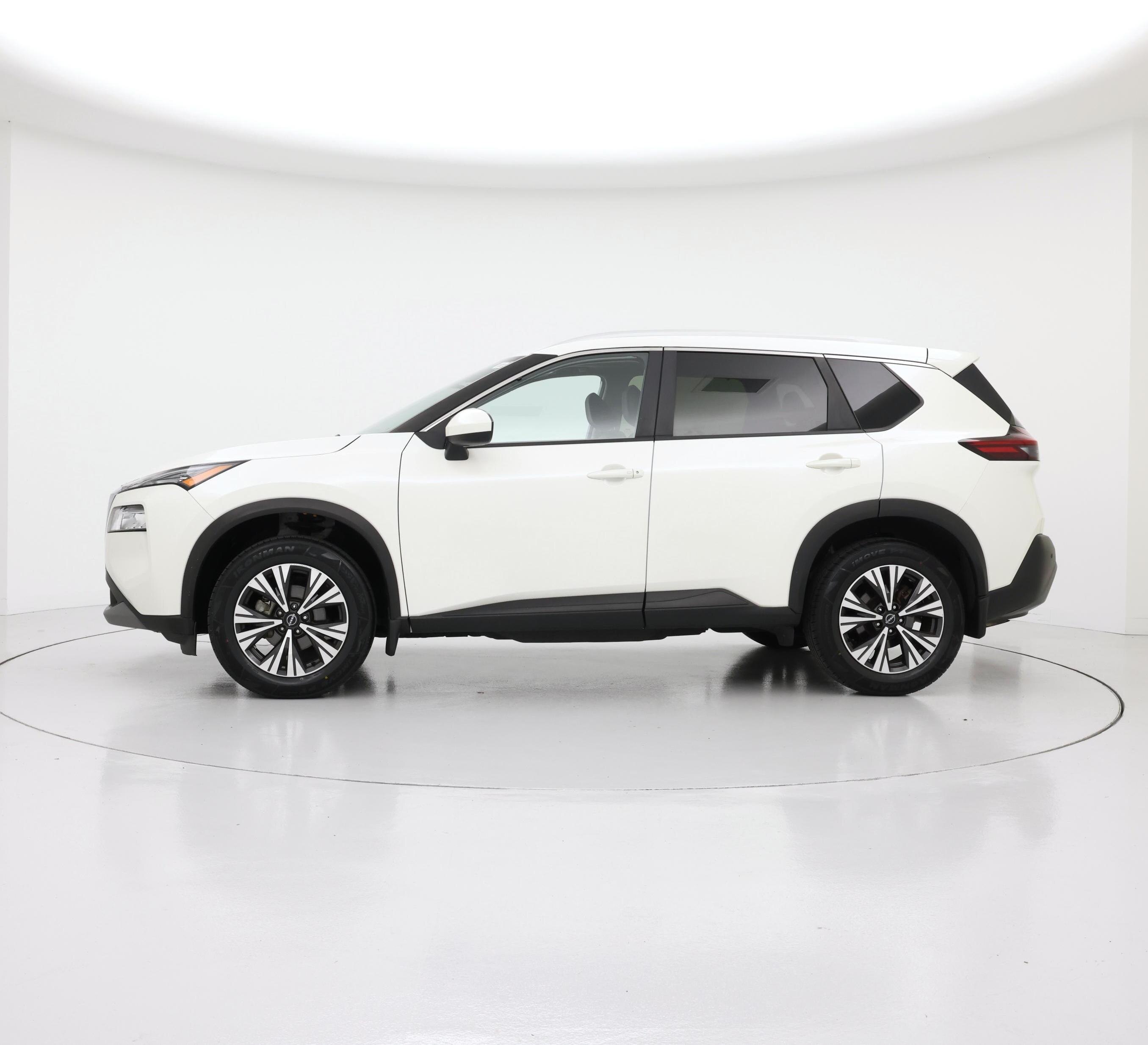 Thumbnail: 2023 Nissan Rogue - 3