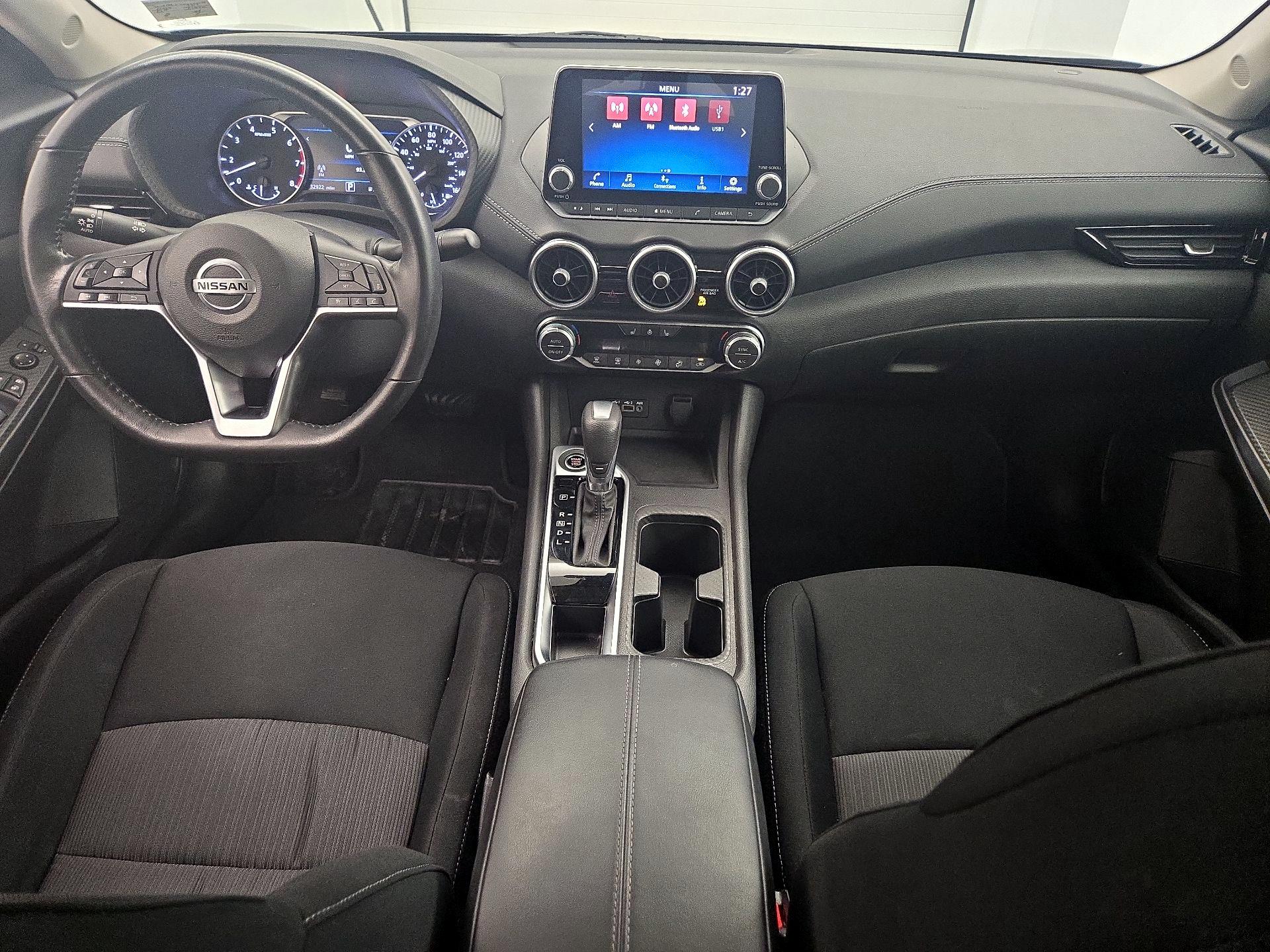 Thumbnail: 2023 Nissan Sentra - 9