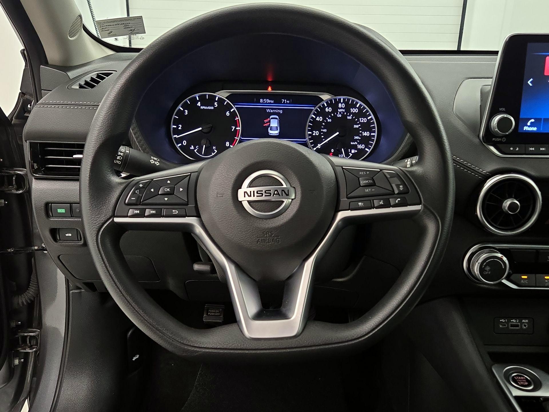 Thumbnail: 2023 Nissan Sentra - 10