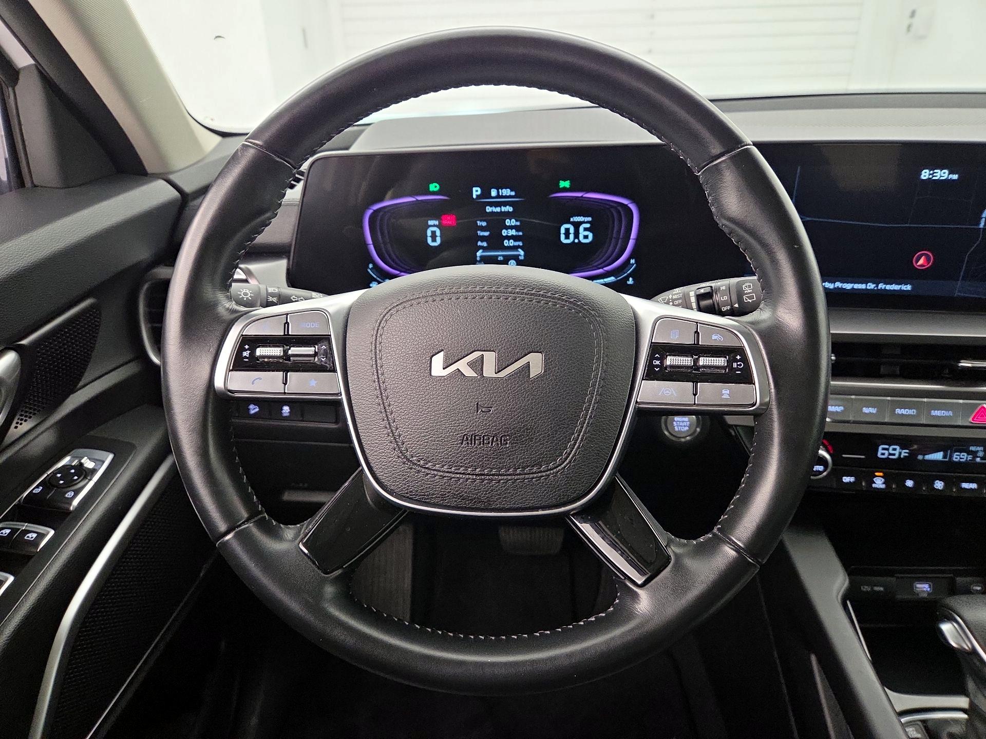 Thumbnail: 2023 Kia Telluride - 10
