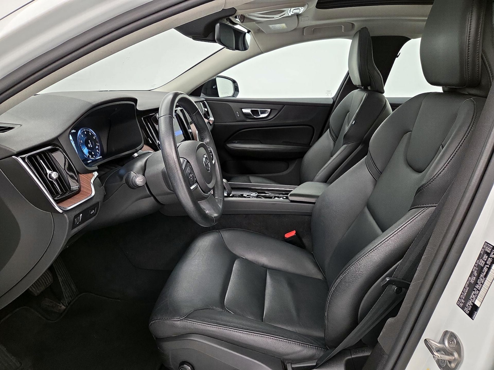 Power Seat(s) & Leather Seats