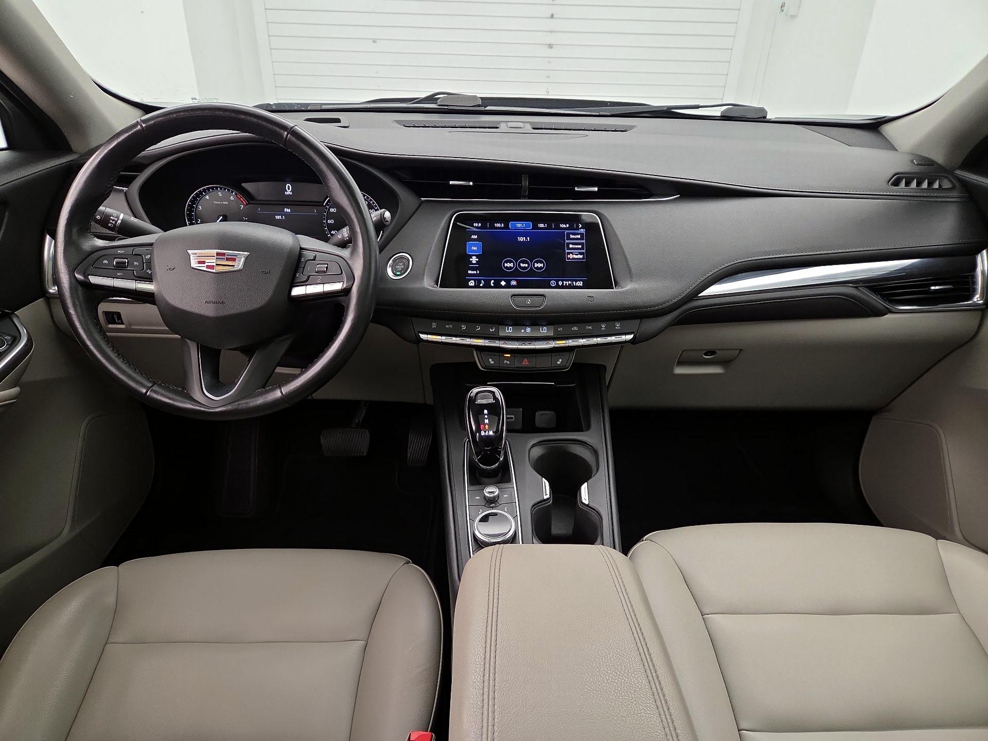 Thumbnail: 2020 Cadillac XT4 - 9