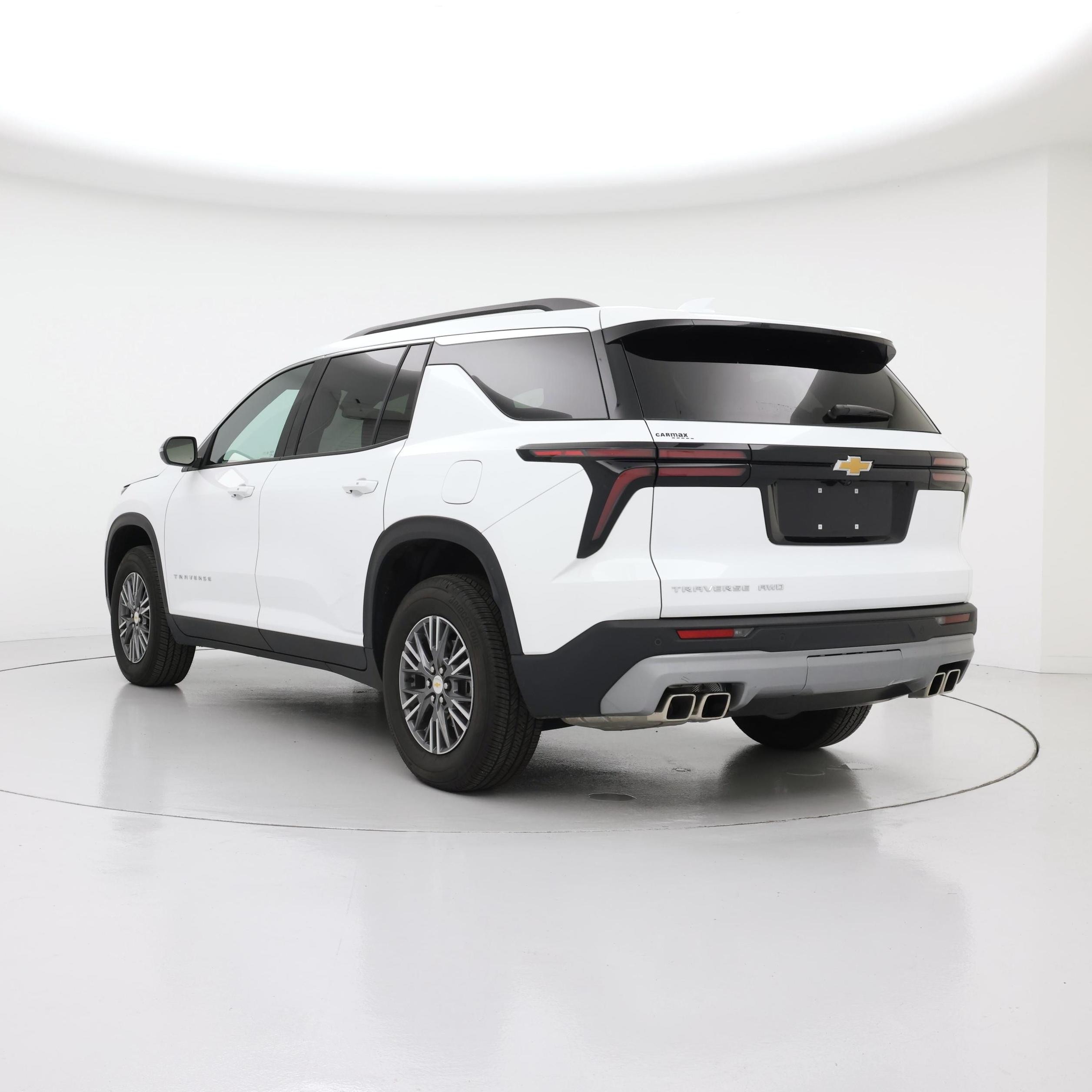 Thumbnail: 2025 Chevrolet Traverse - 2