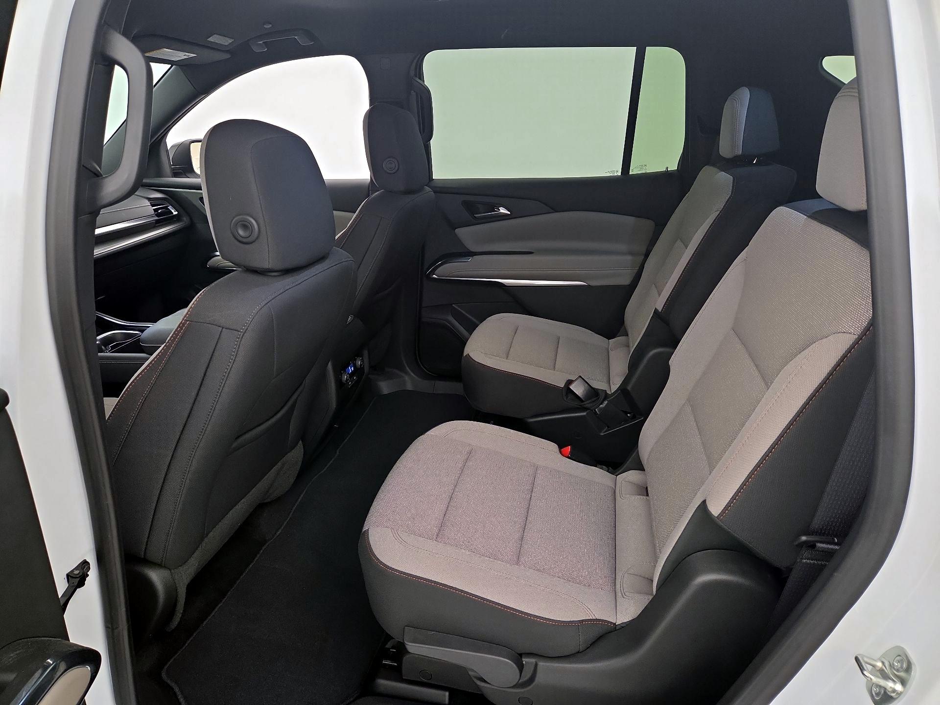 Thumbnail: 2025 Chevrolet Traverse - 20