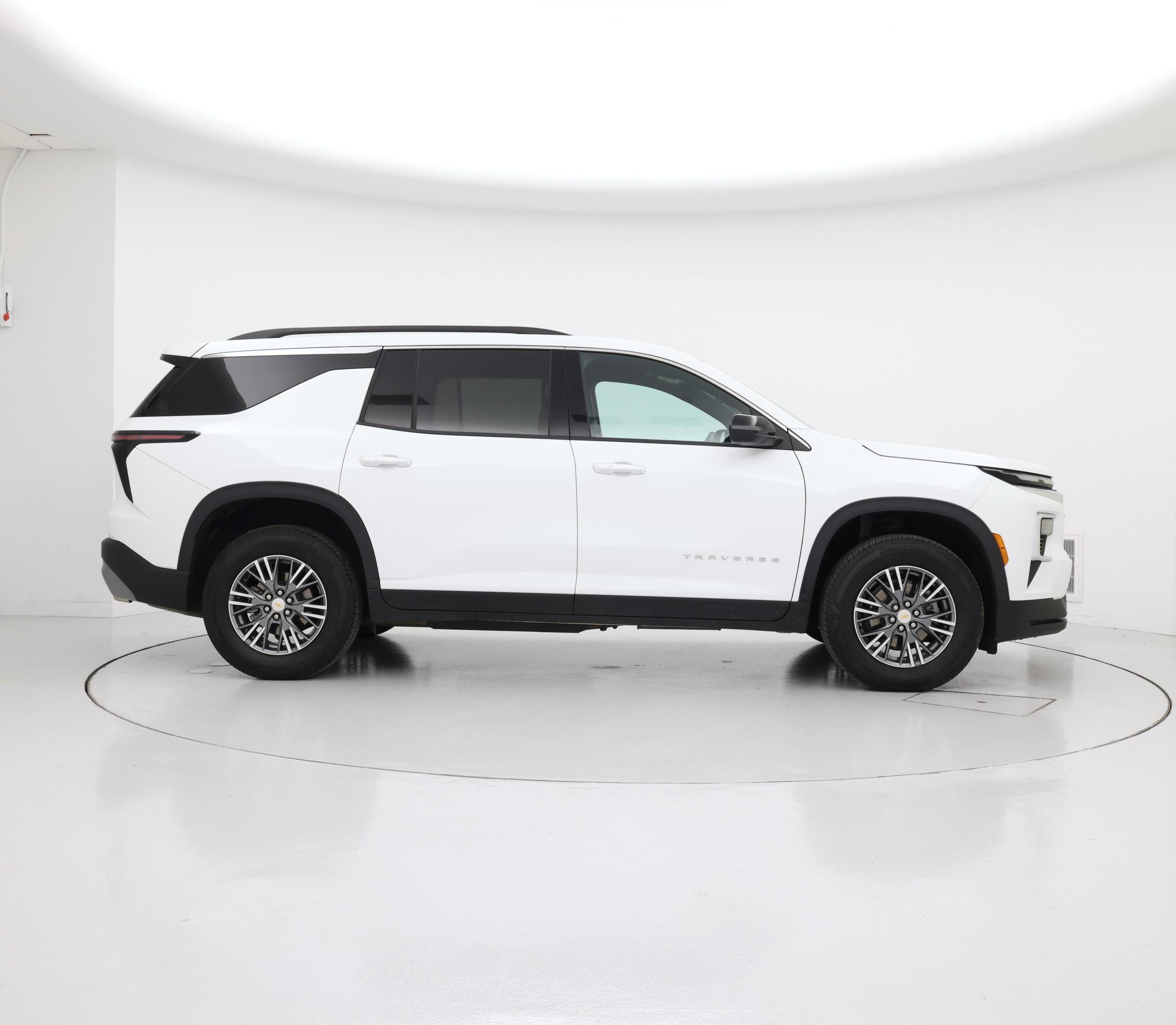 Thumbnail: 2025 Chevrolet Traverse - 7