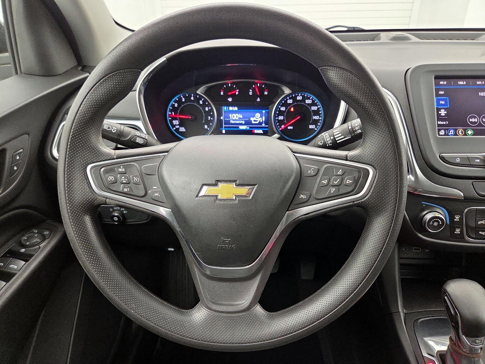 Thumbnail: 2022 Chevrolet Equinox - 10