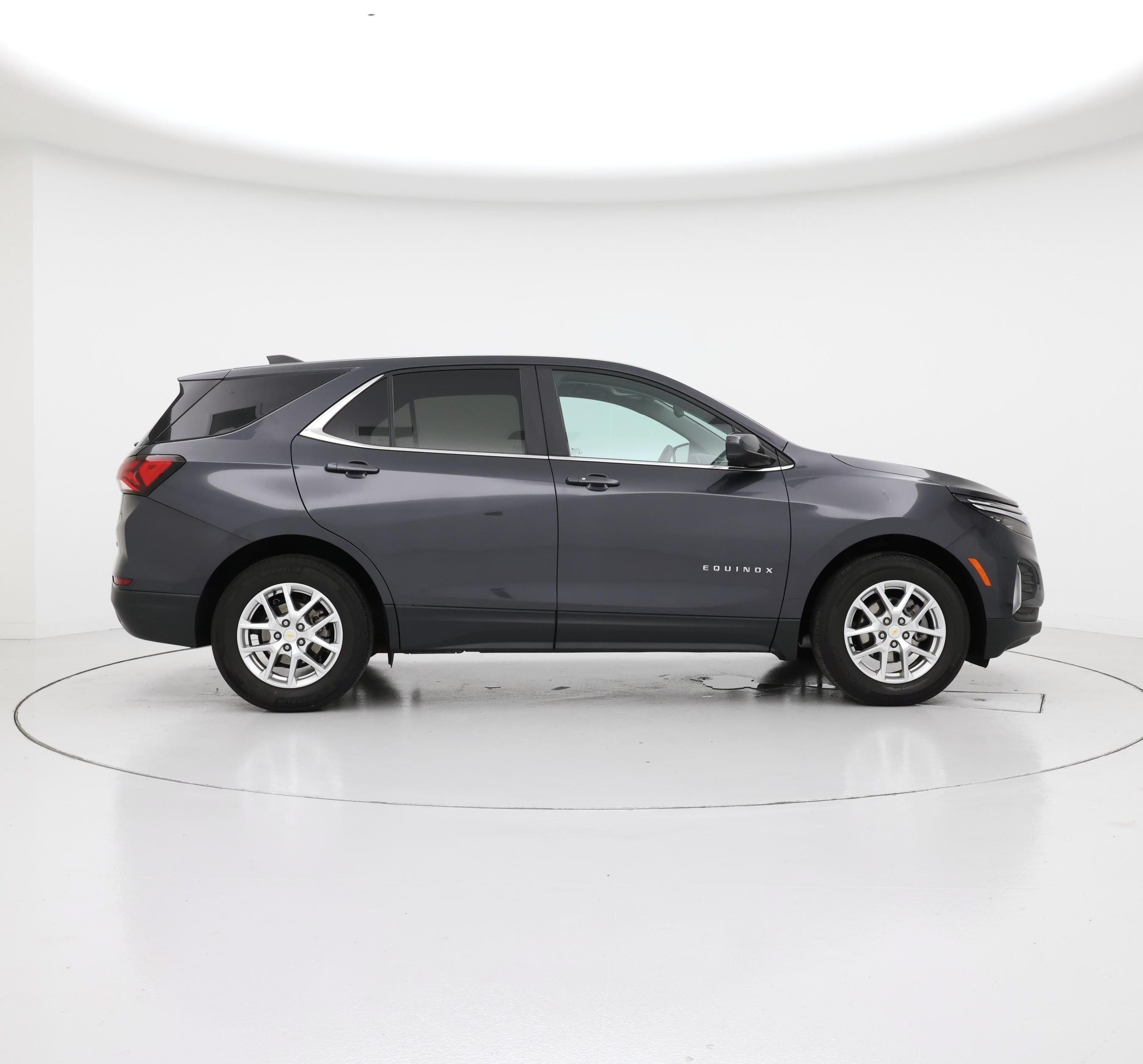 Thumbnail: 2022 Chevrolet Equinox - 7
