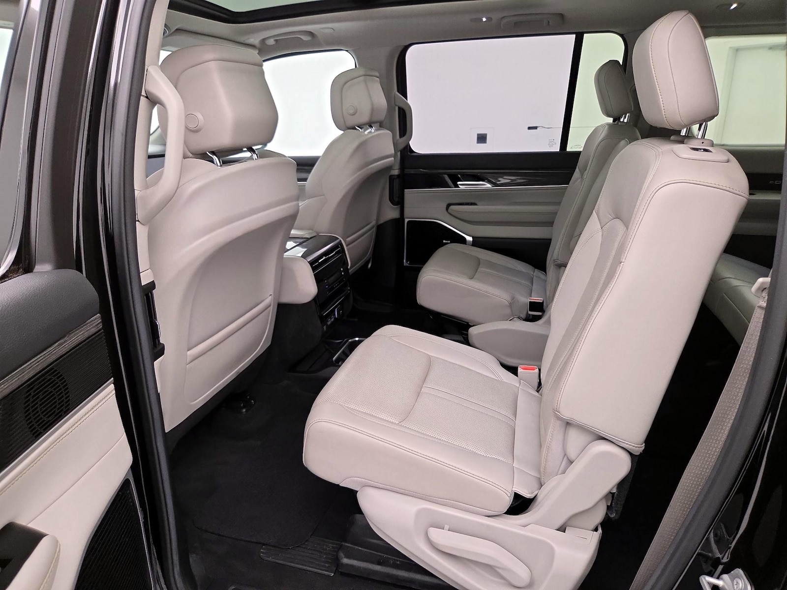 Rear Air Conditioning