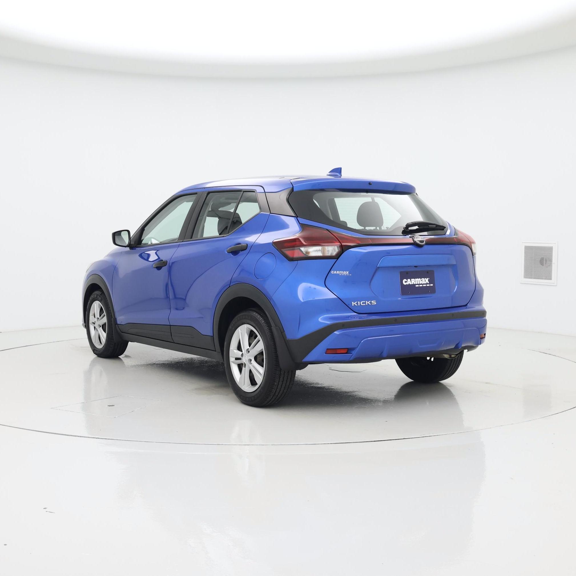 Thumbnail: 2023 Nissan Kicks - 2