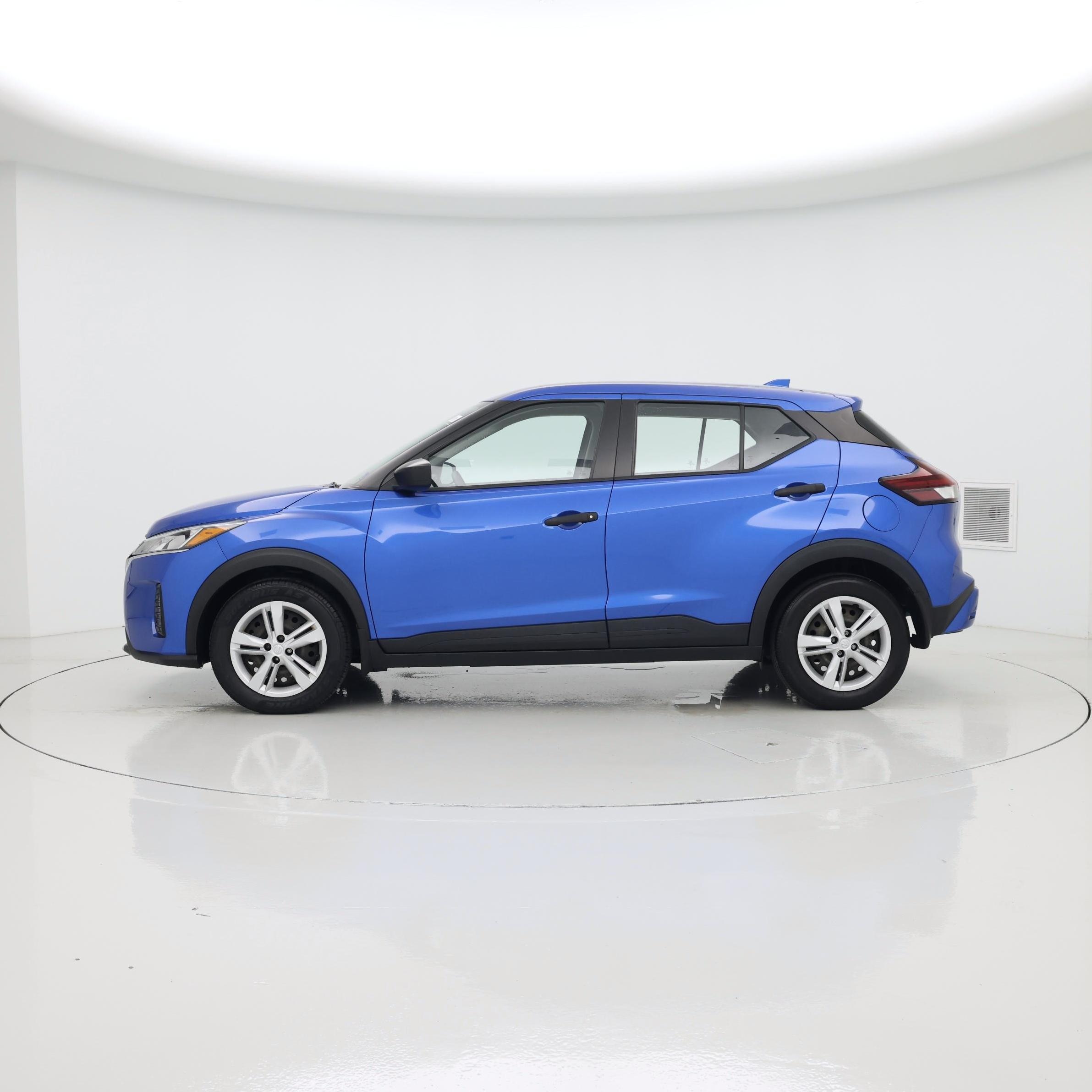 Thumbnail: 2023 Nissan Kicks - 3
