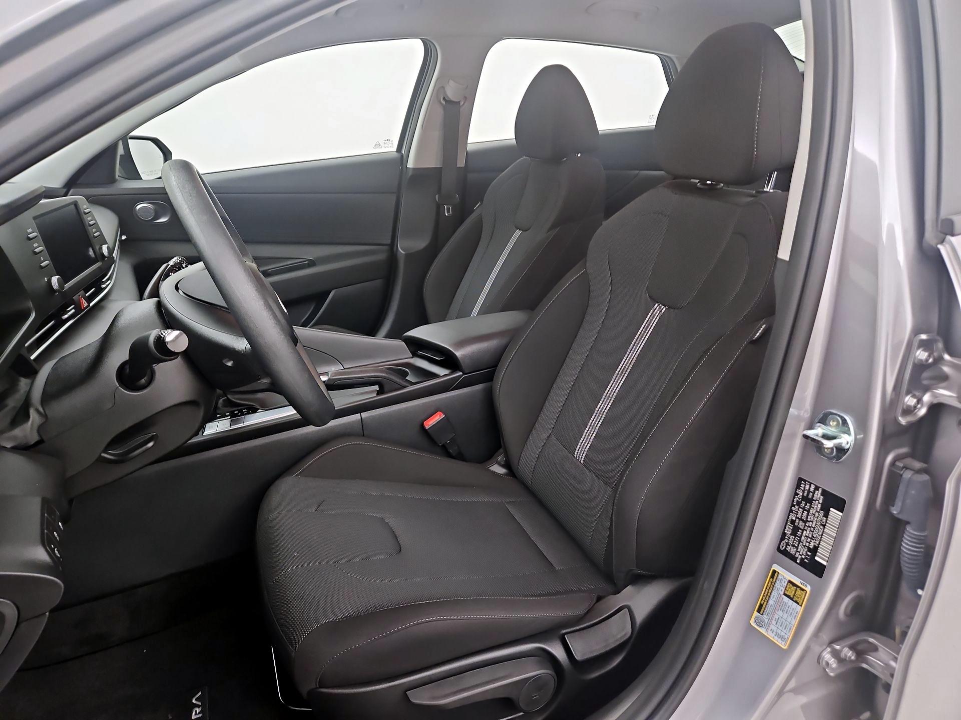Thumbnail: 2025 Hyundai Elantra - 11