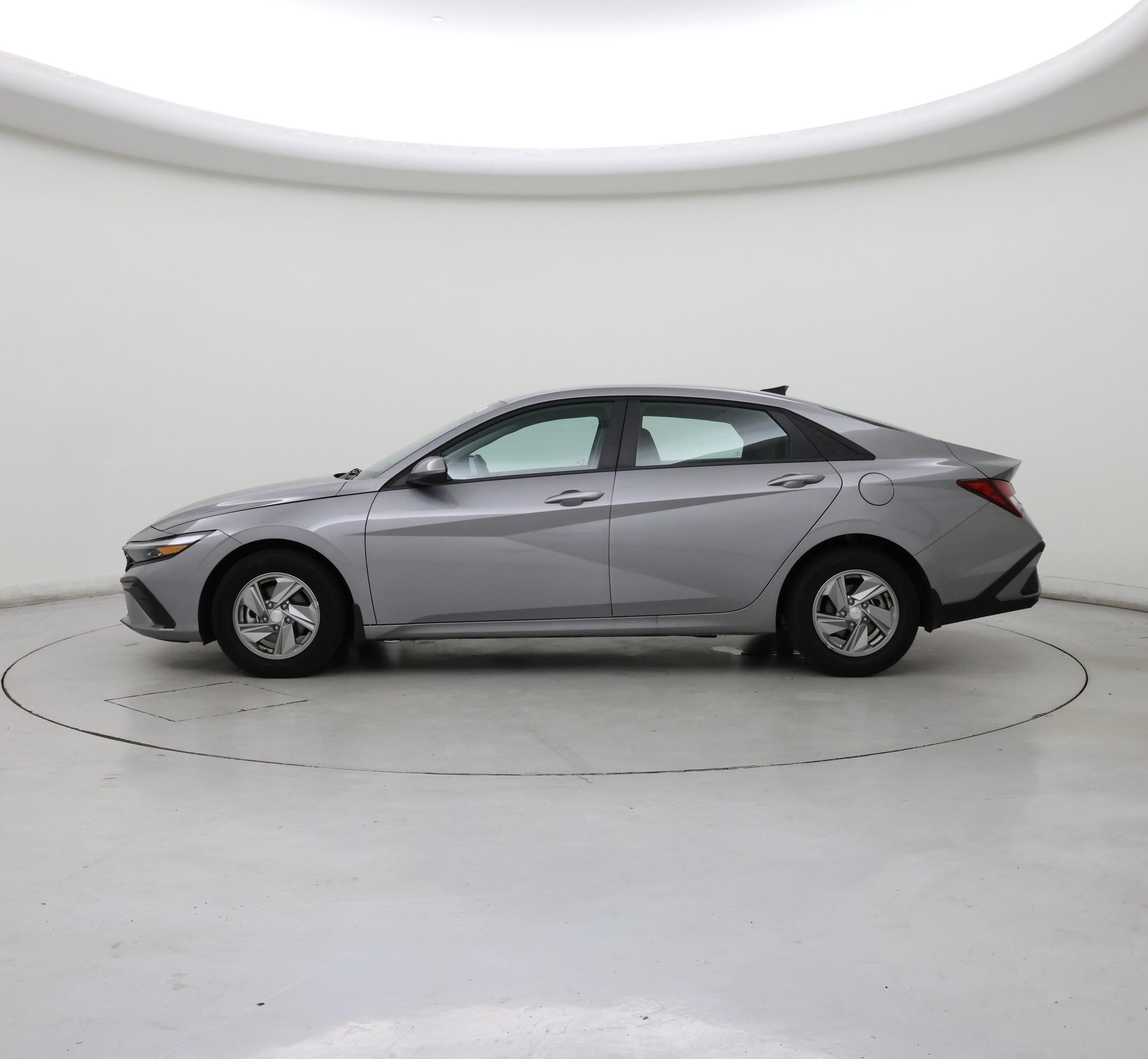 Thumbnail: 2025 Hyundai Elantra - 3