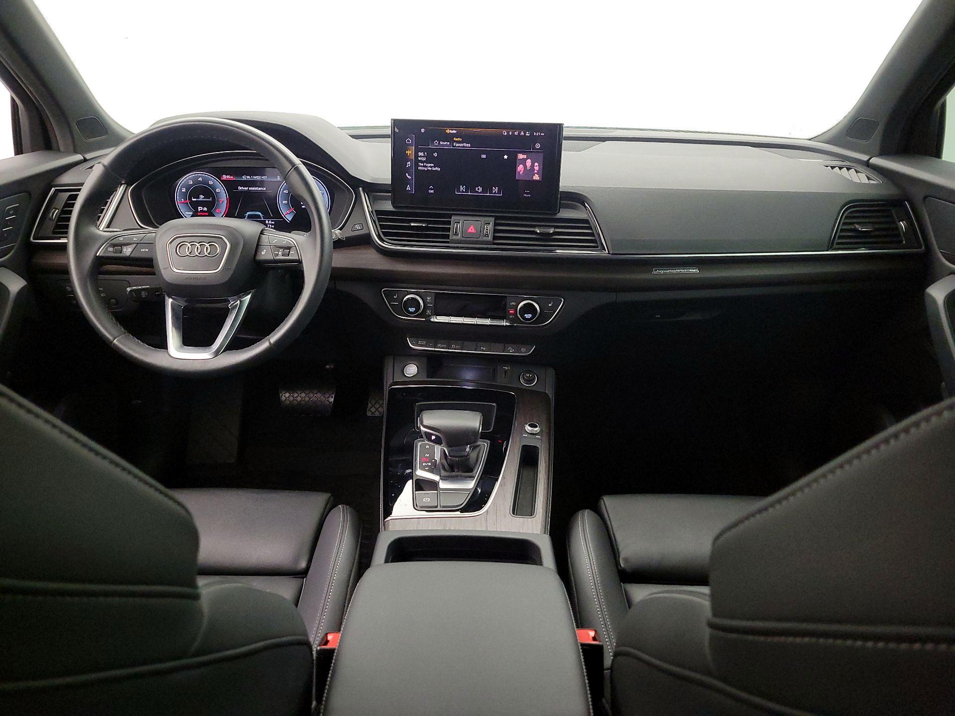 Thumbnail: 2023 Audi Q5 - 9