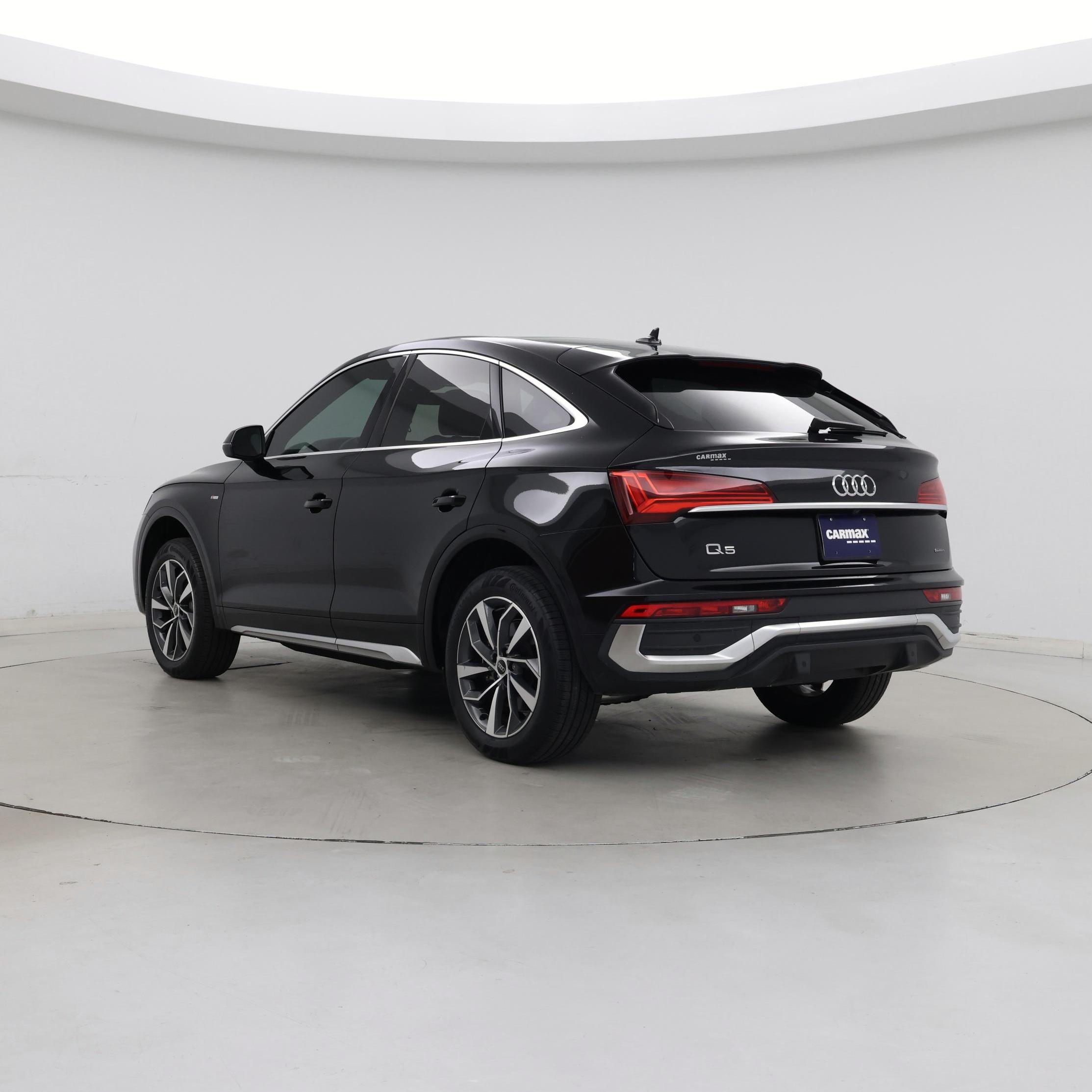 Thumbnail: 2023 Audi Q5 - 2